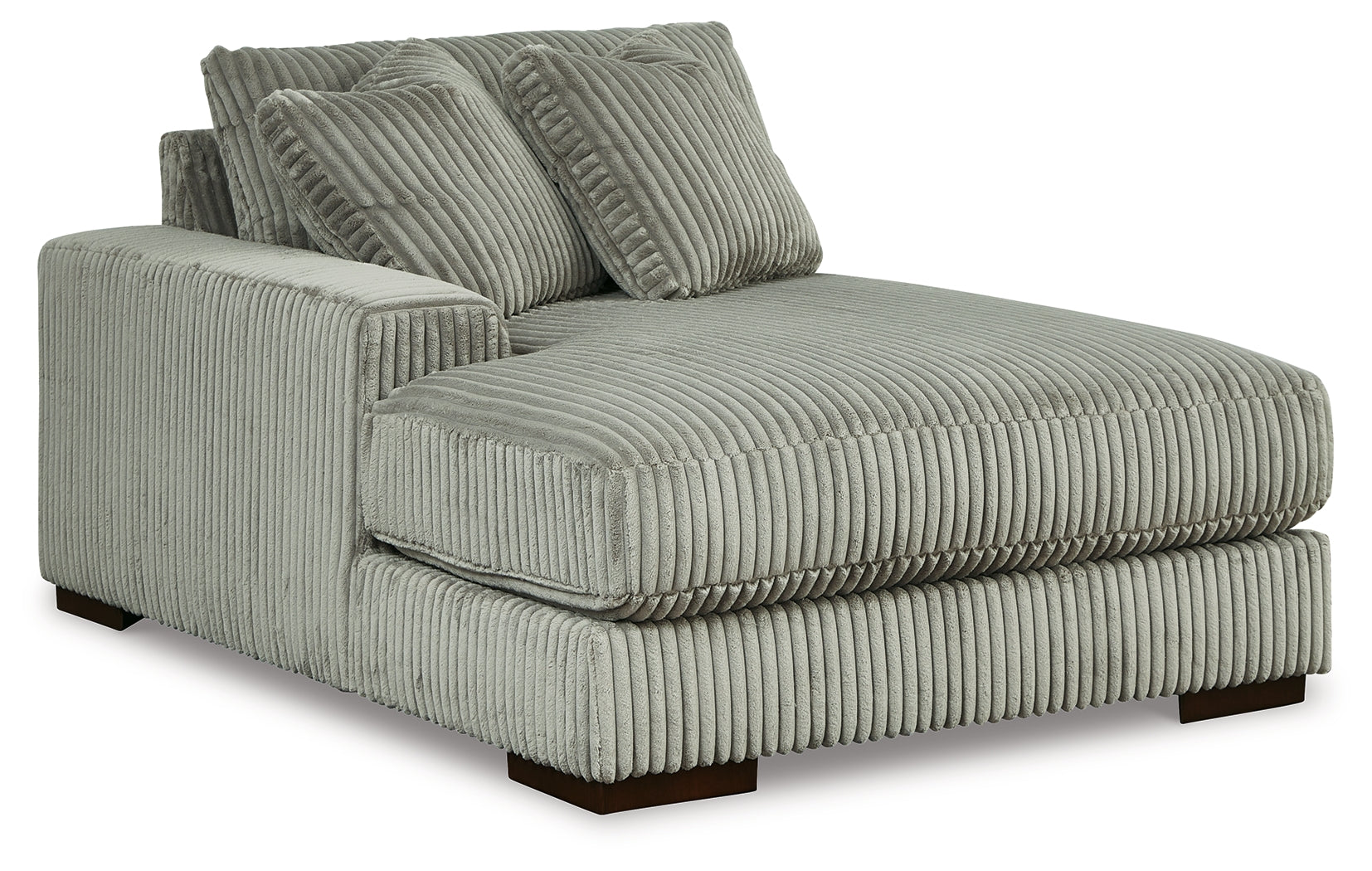 Lindyn Sectional