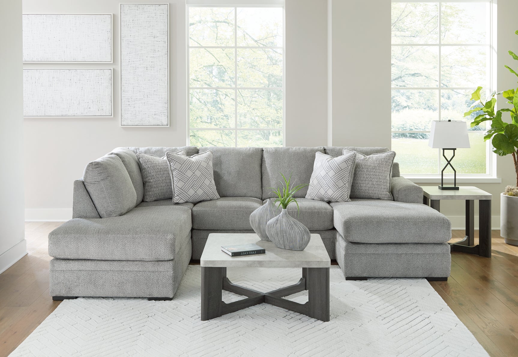 Casselbury Sectional