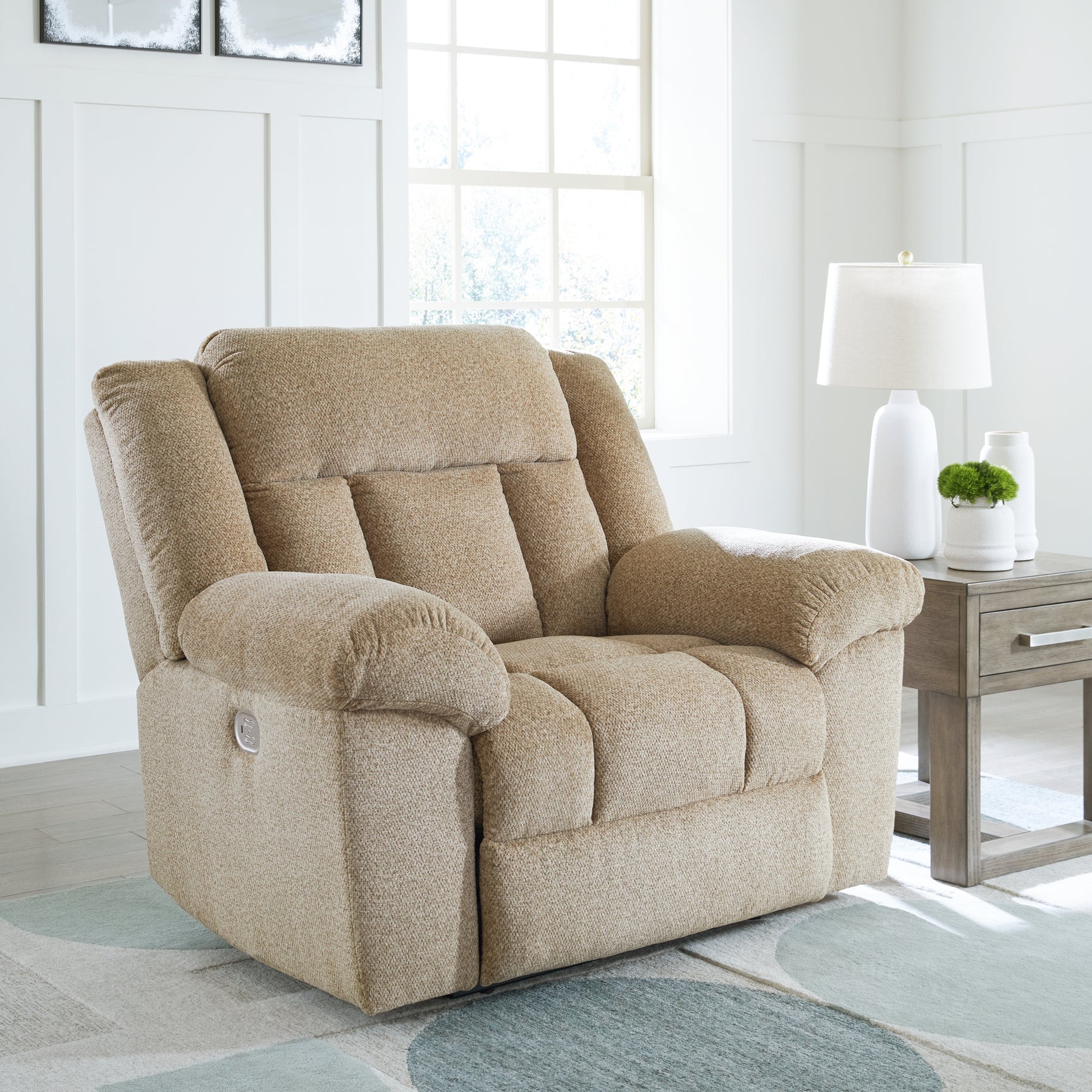 Sam's Furniture - Ashley Furniture - Tip-Off Living Room - PWR Recliner/ADJ Headrest / Wheat - 6930582