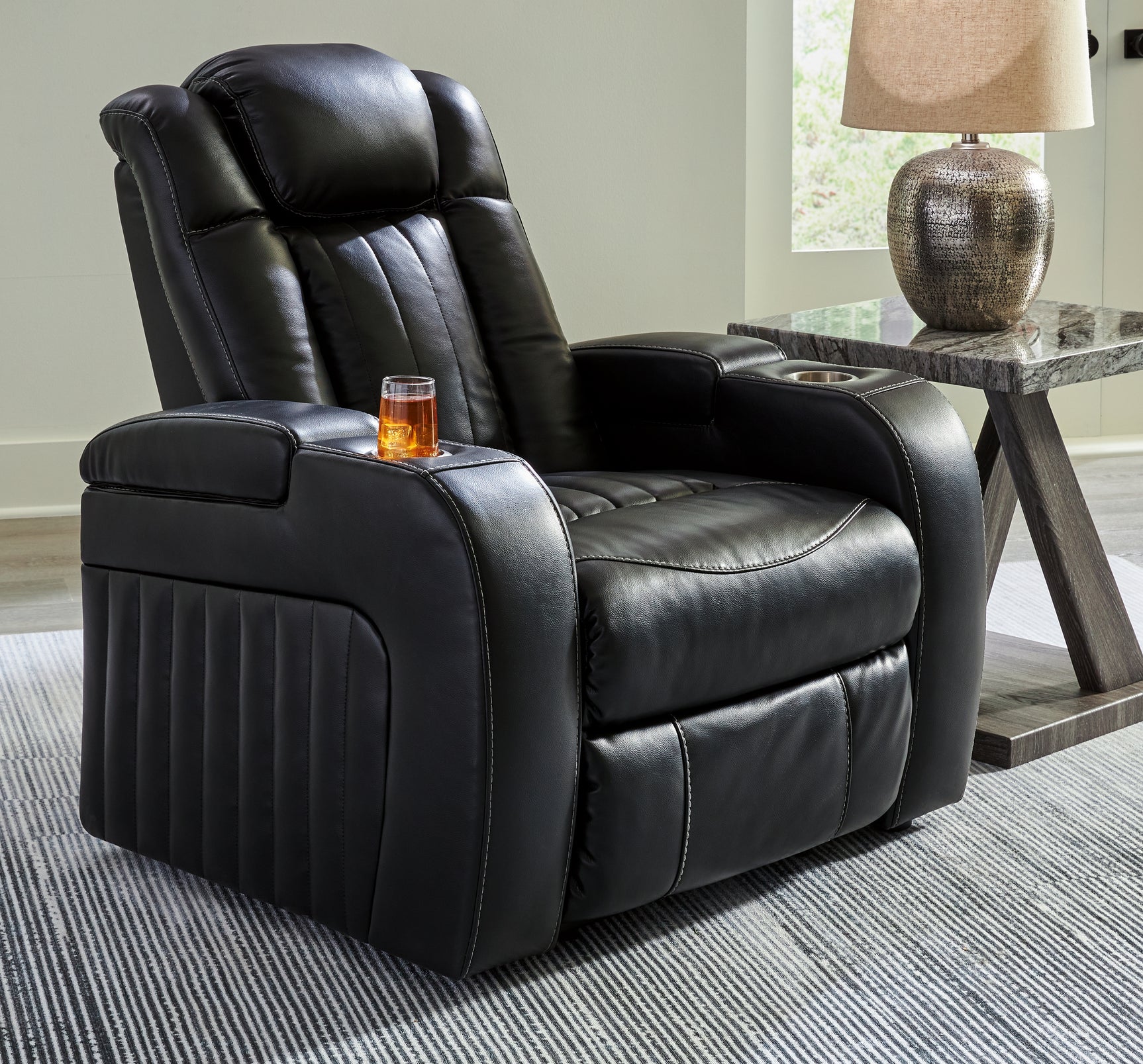 Sam's Furniture - Ashley Furniture - Caveman Den Living Room - PWR Recliner/ADJ Headrest / Midnight - 9070313