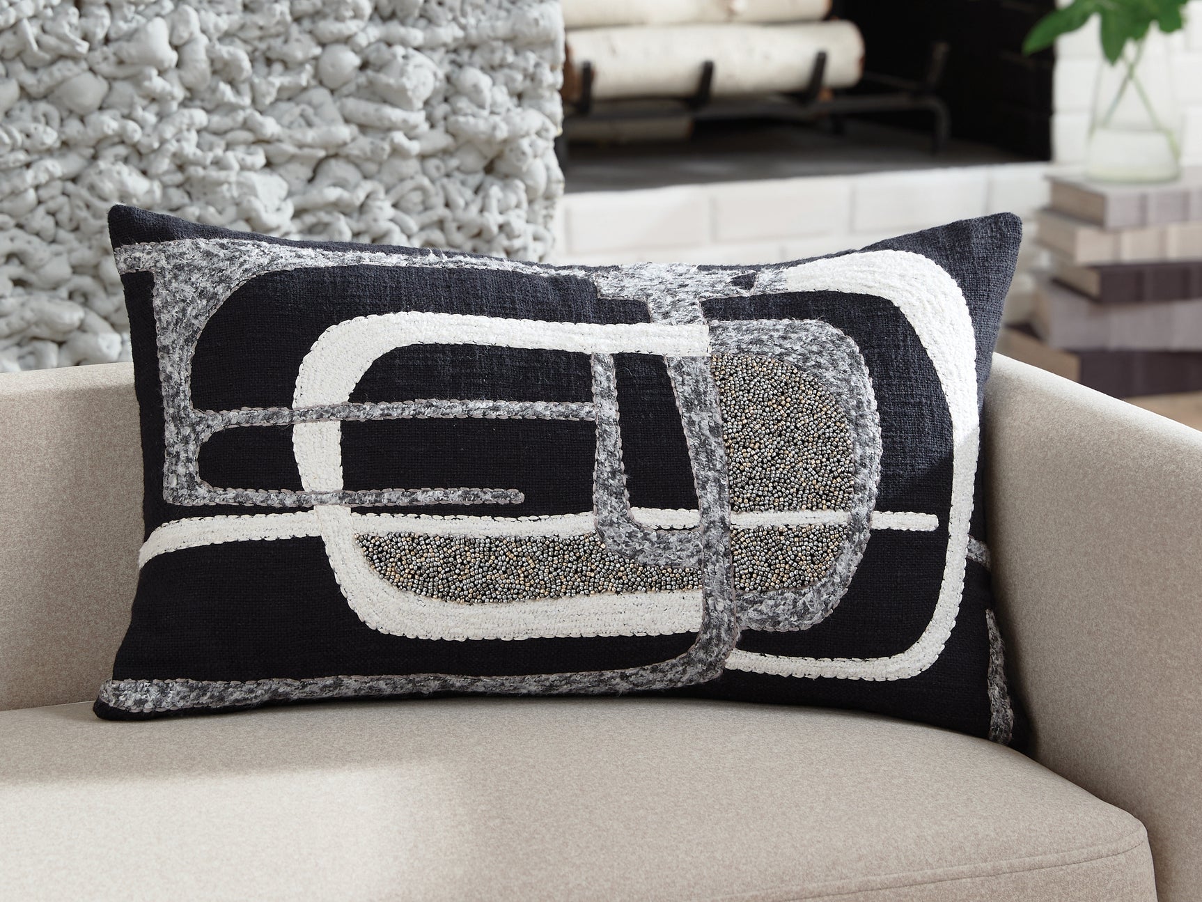 Sam's Furniture - Ashley Furniture - Gavrileigh Pillows - Pillow (4/CS) / Black/Gray/Ivory - A1001113