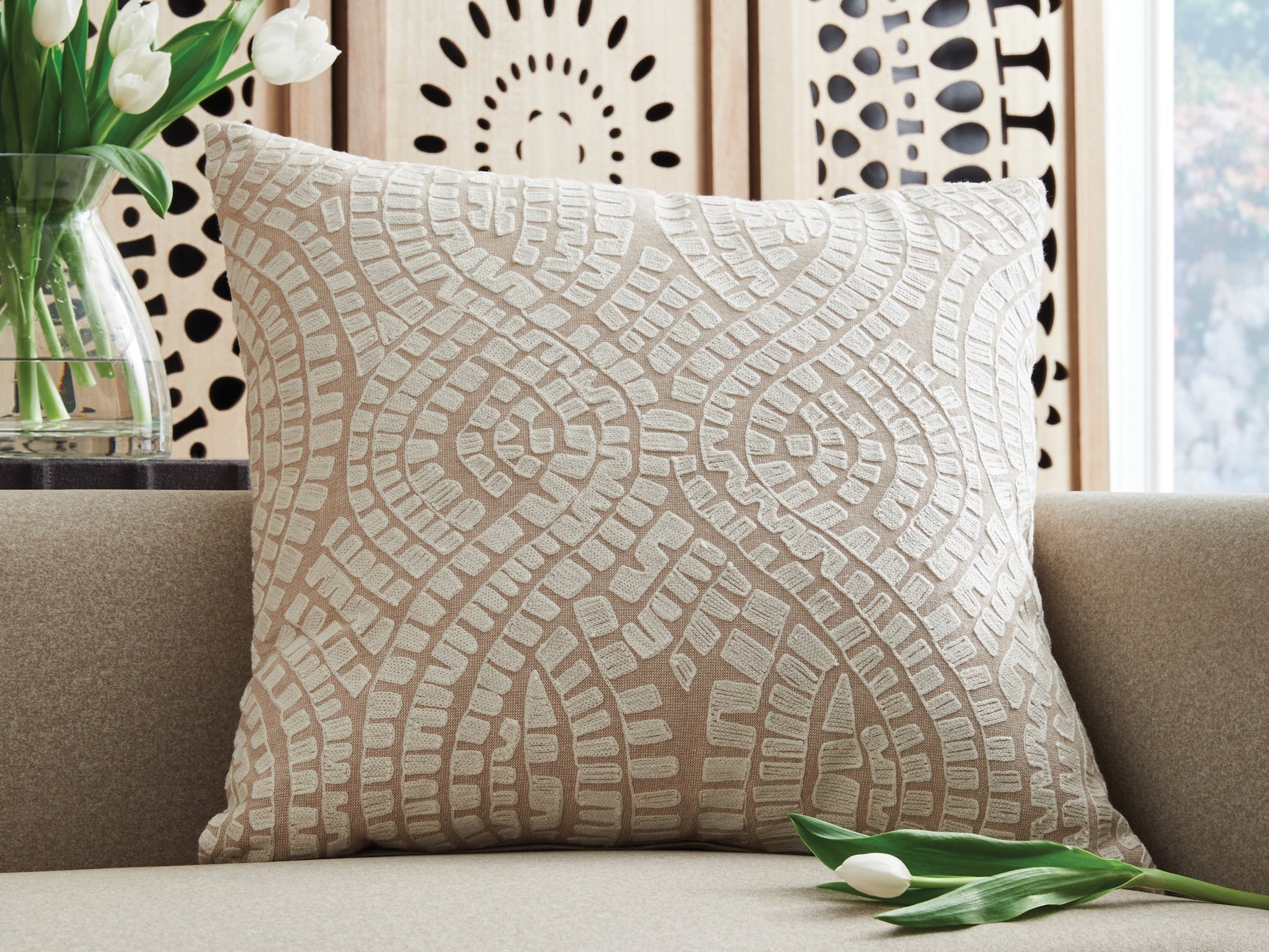 Sam's Furniture - Ashley Furniture - Cortlen Pillows - Pillow (4/CS) / Beige/Ivory - A1001122