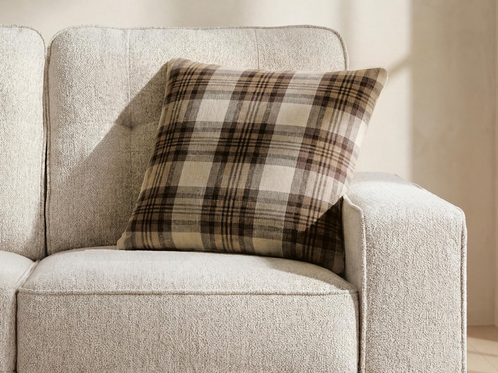 Sam's Furniture - Ashley Furniture - Varnburg Pillows - Pillow (4/CS) - A1001182