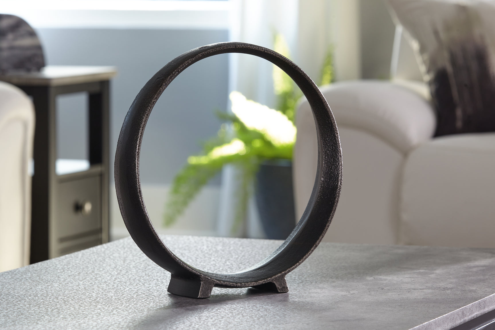 Sam's Furniture - Ashley Furniture - Ryandale Sculpture - Sculpture / Antique Black - A2000497S