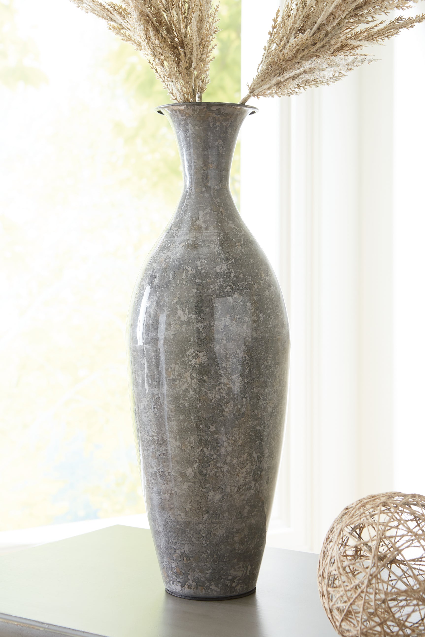Sam's Furniture - Ashley Furniture - Brockwich Vase - Vase - A2000589