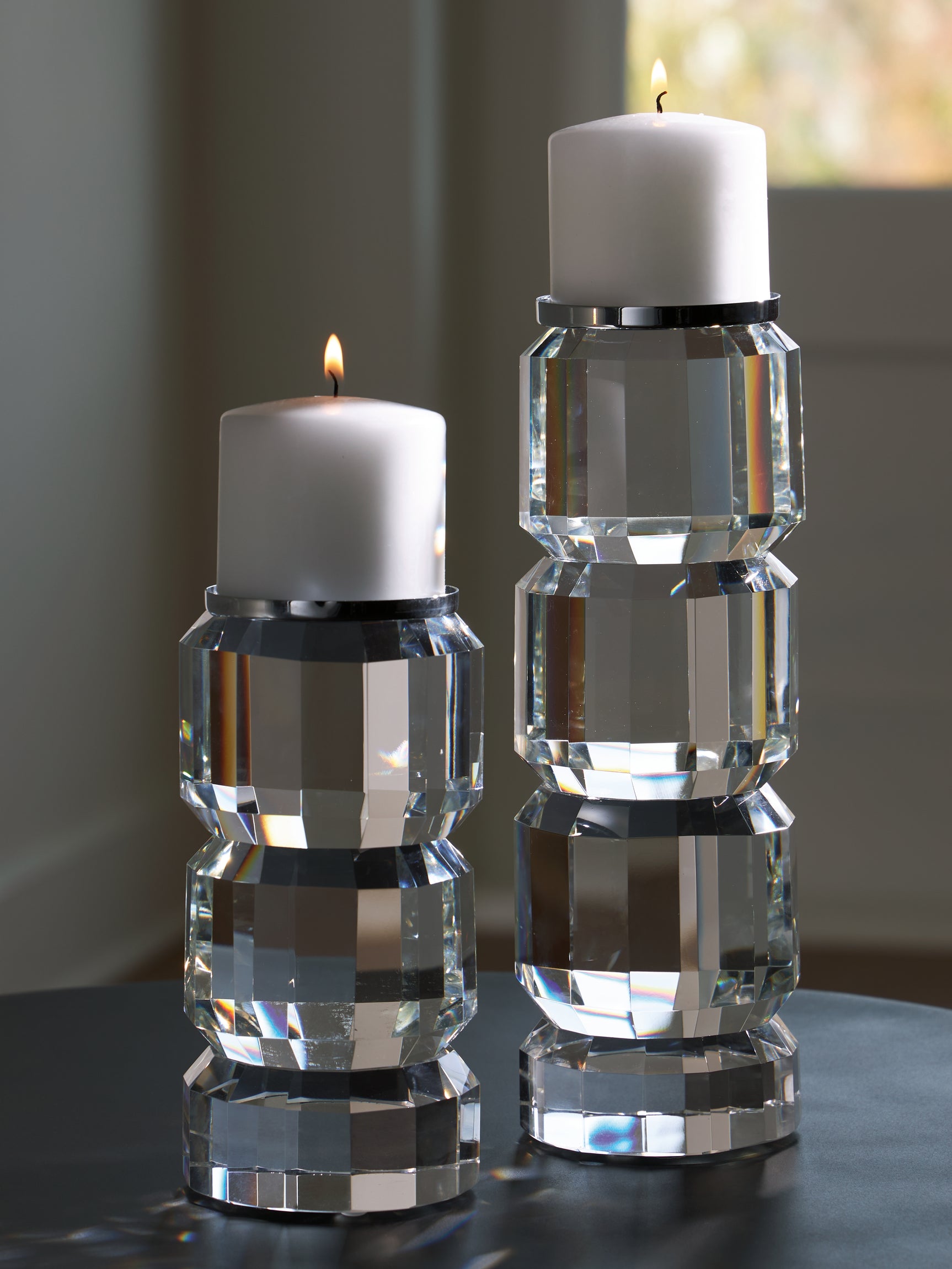 Sam's Furniture - Ashley Furniture - Brentley Candle Holder - Candle Holder Set (Set of 2) / Clear/Silver Finish - A2000770