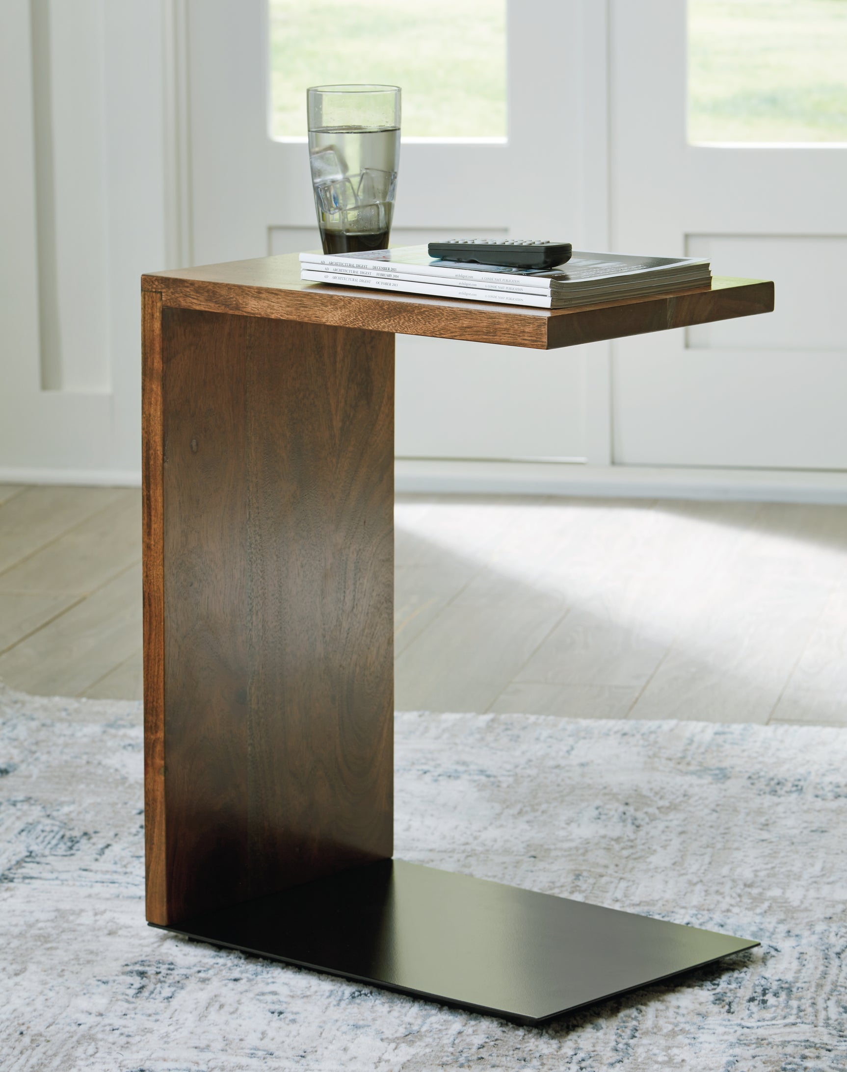 Sam's Furniture - Ashley Furniture - Wimshaw Accent Table - Accent Table / Brown/Black - A4000618