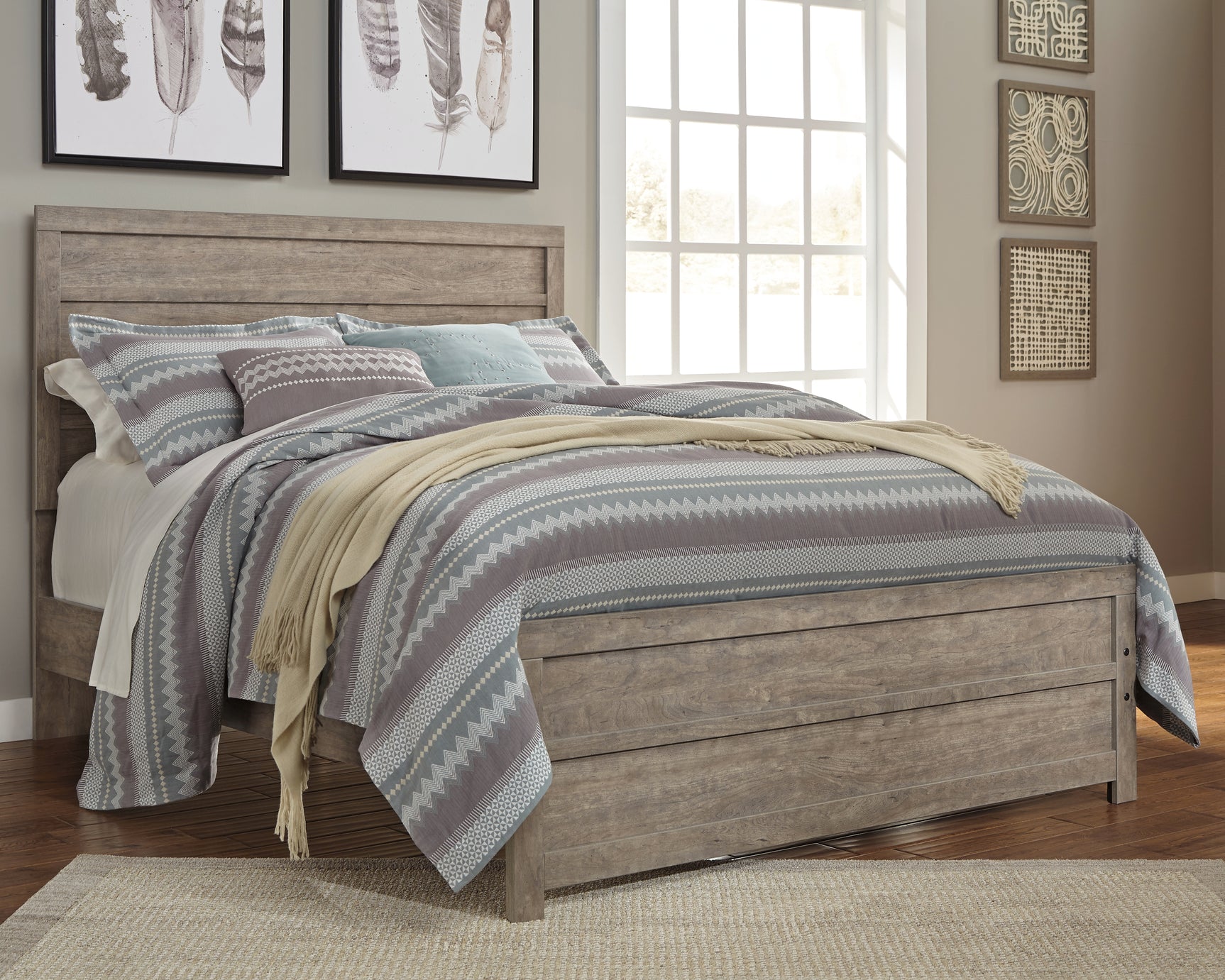 Sam's Furniture - Ashley Furniture - Culverbach Bedroom - Queen Panel Bed / Gray - B070B8