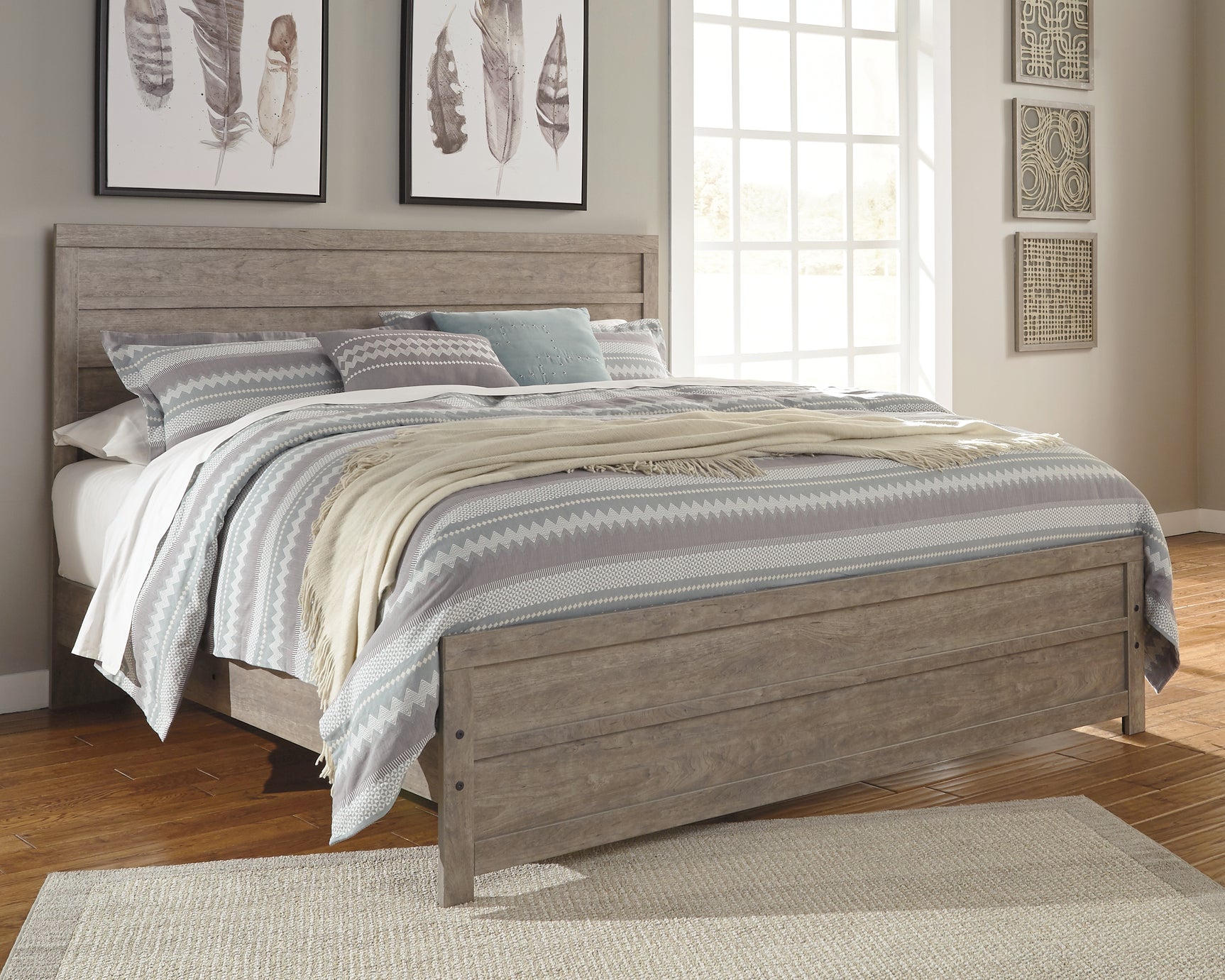 Sam's Furniture - Ashley Furniture - Culverbach Bedroom - King Panel Bed / Gray - B070B10