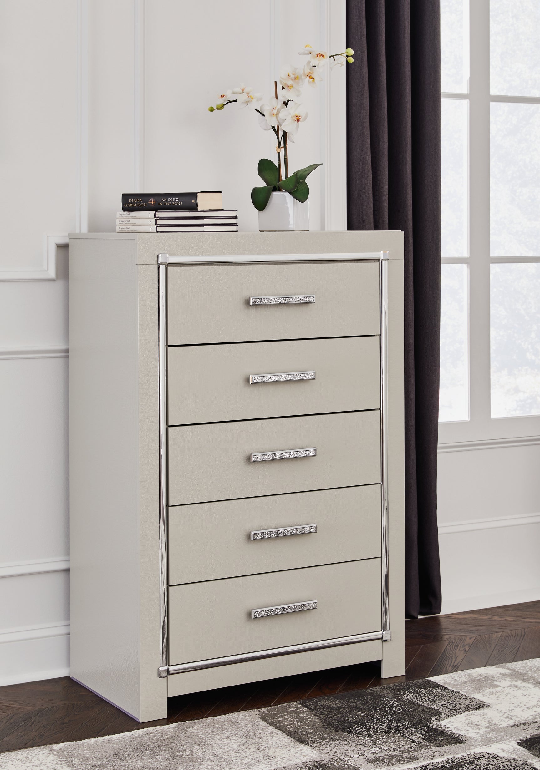 Sam's Furniture - Ashley Furniture - Zyniden Bedroom - Five Drawer Chest / Silver - B2114-46