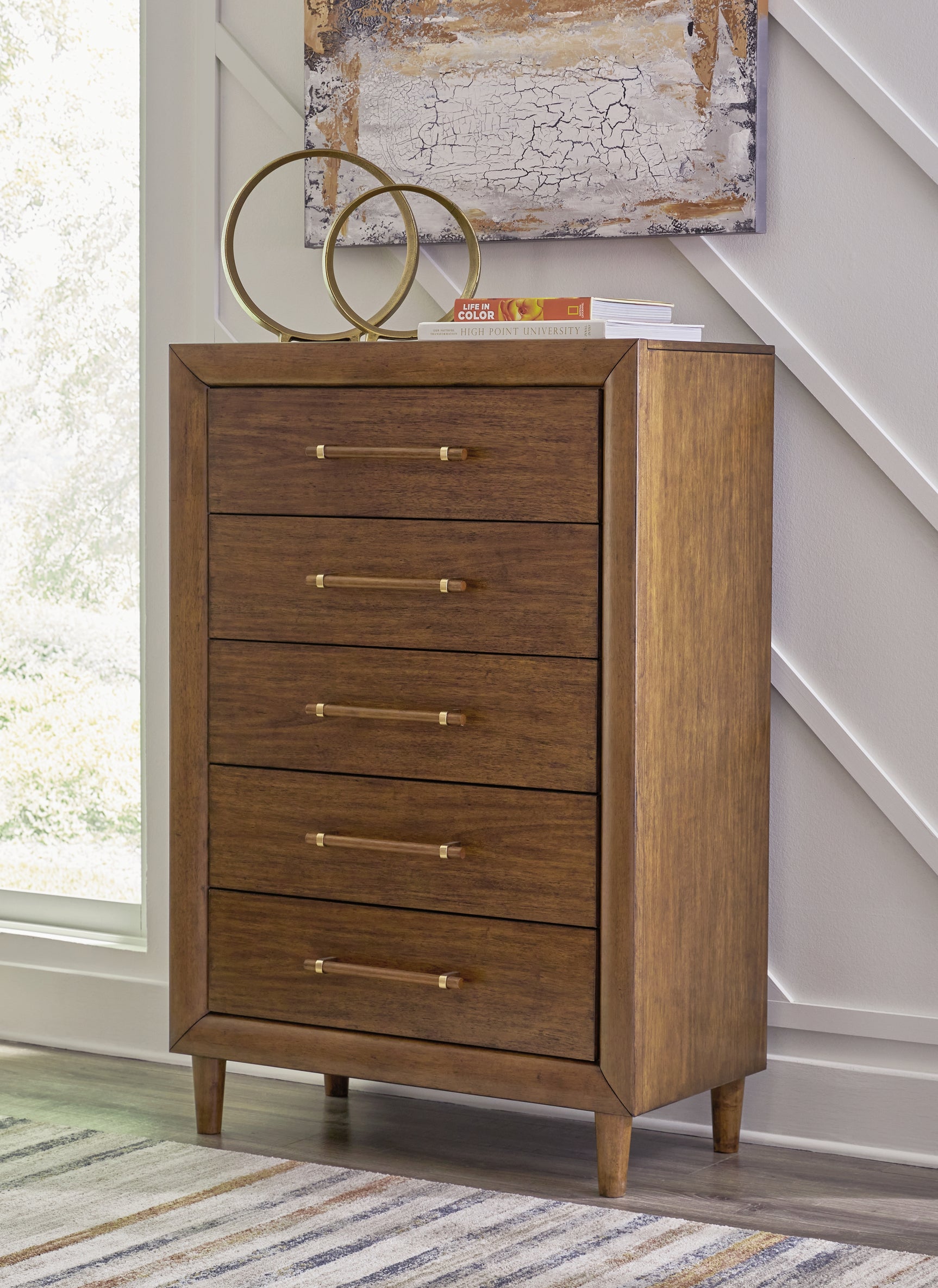 Sam's Furniture - Ashley Furniture - Lyncott Bedroom - Five Drawer Chest / Brown - B615-46