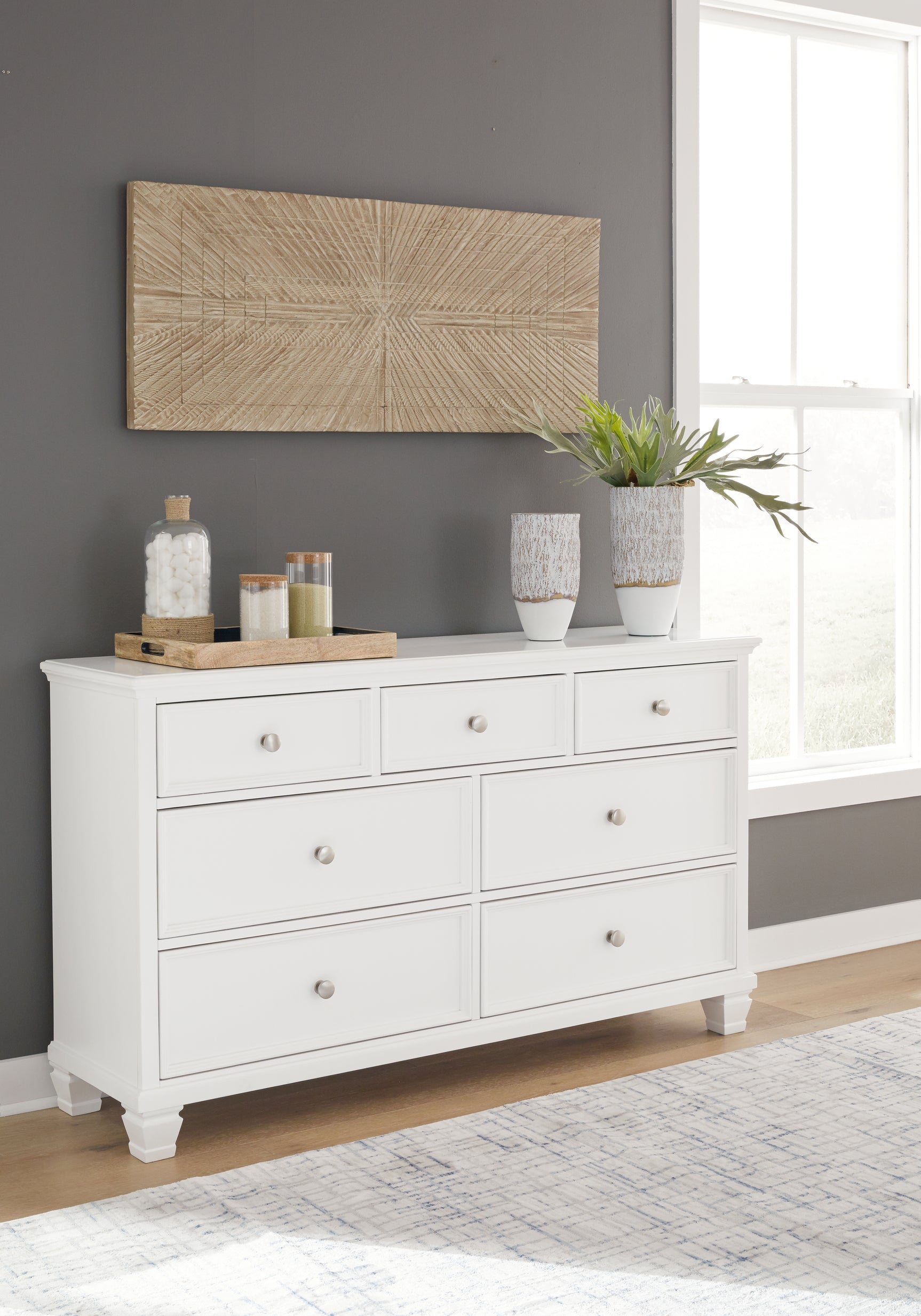 Sam's Furniture - Ashley Furniture - Fortman Bedroom - Dresser / White - B680-31