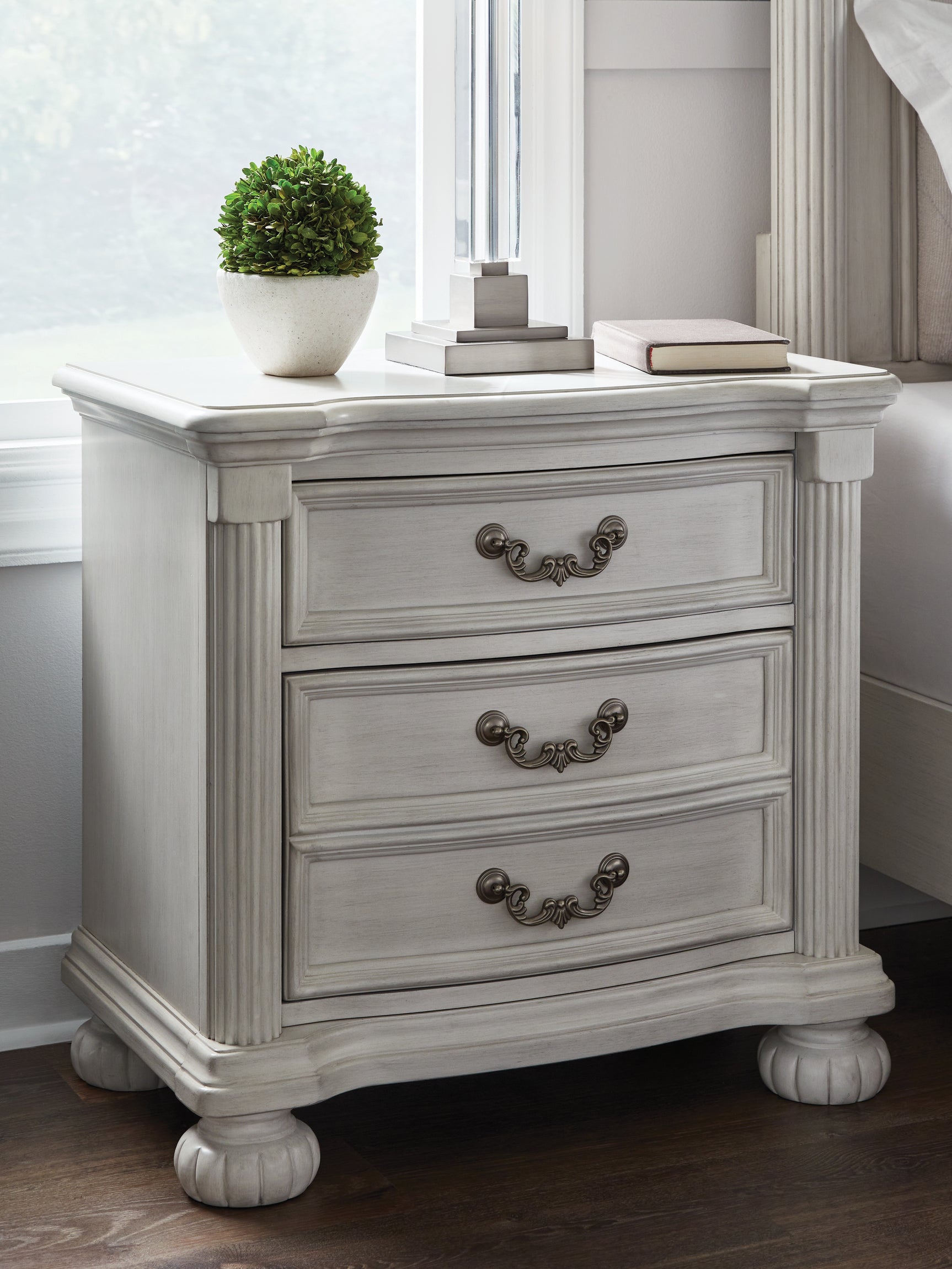 Sam's Furniture - Ashley Furniture - Montelaine Bedroom - Three Drawer Night Stand / Antique White - B795-93