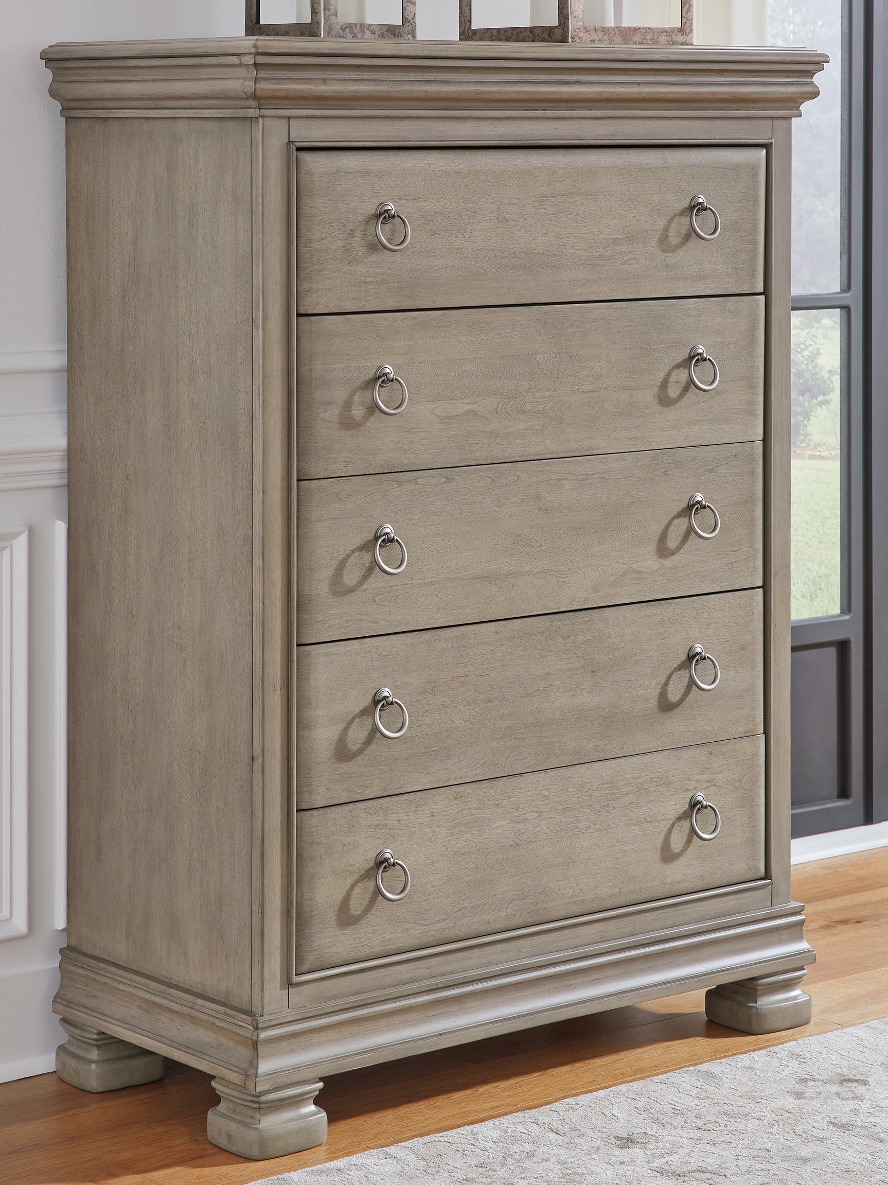 Sam's Furniture - Ashley Furniture - Lexorne Bedroom - Five Drawer Chest / Gray - B924-46