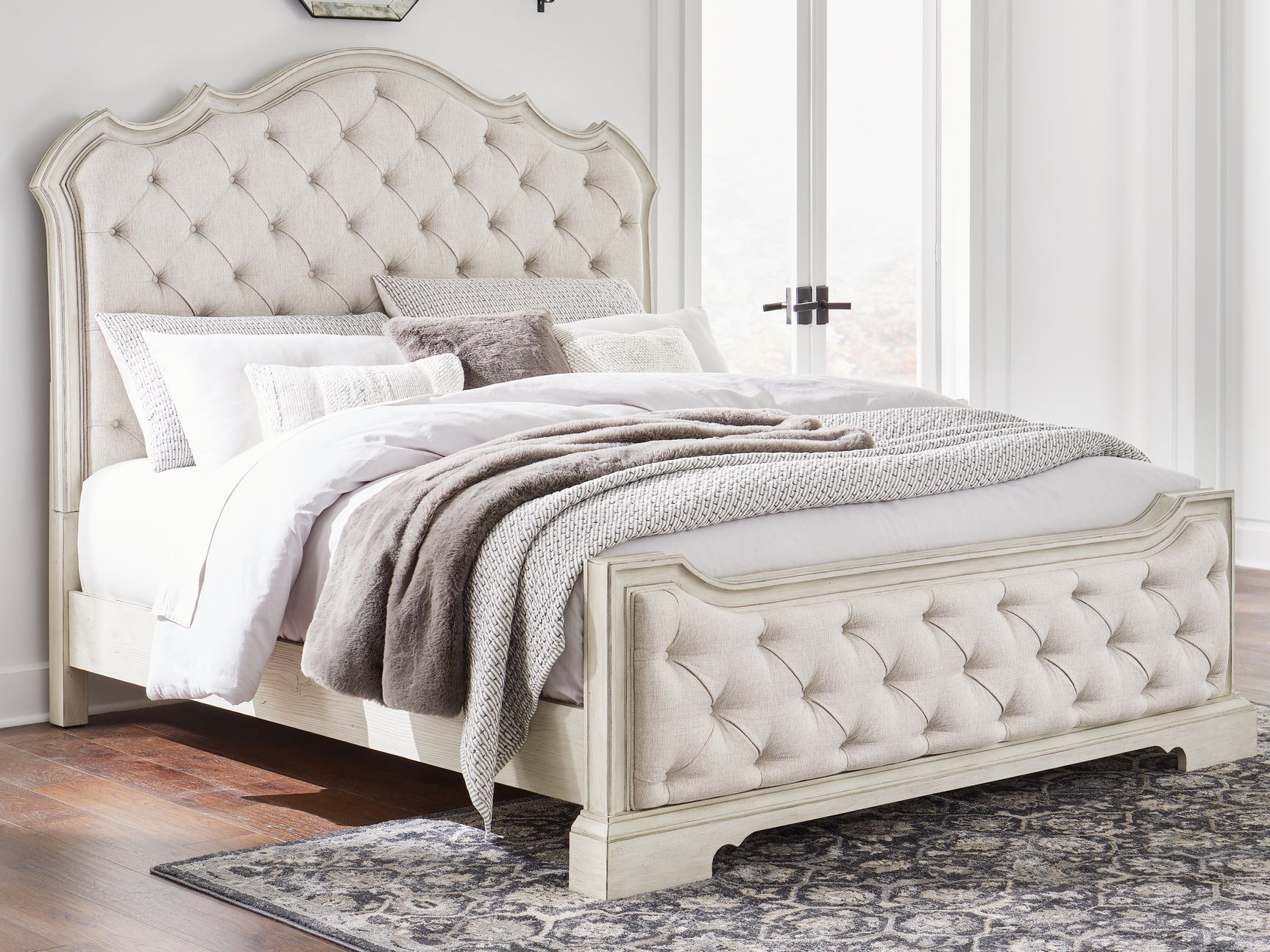 Sam's Furniture - Ashley Furniture - Arlendyne Bedroom - California King Upholstered Bed / Antique White - B980B5