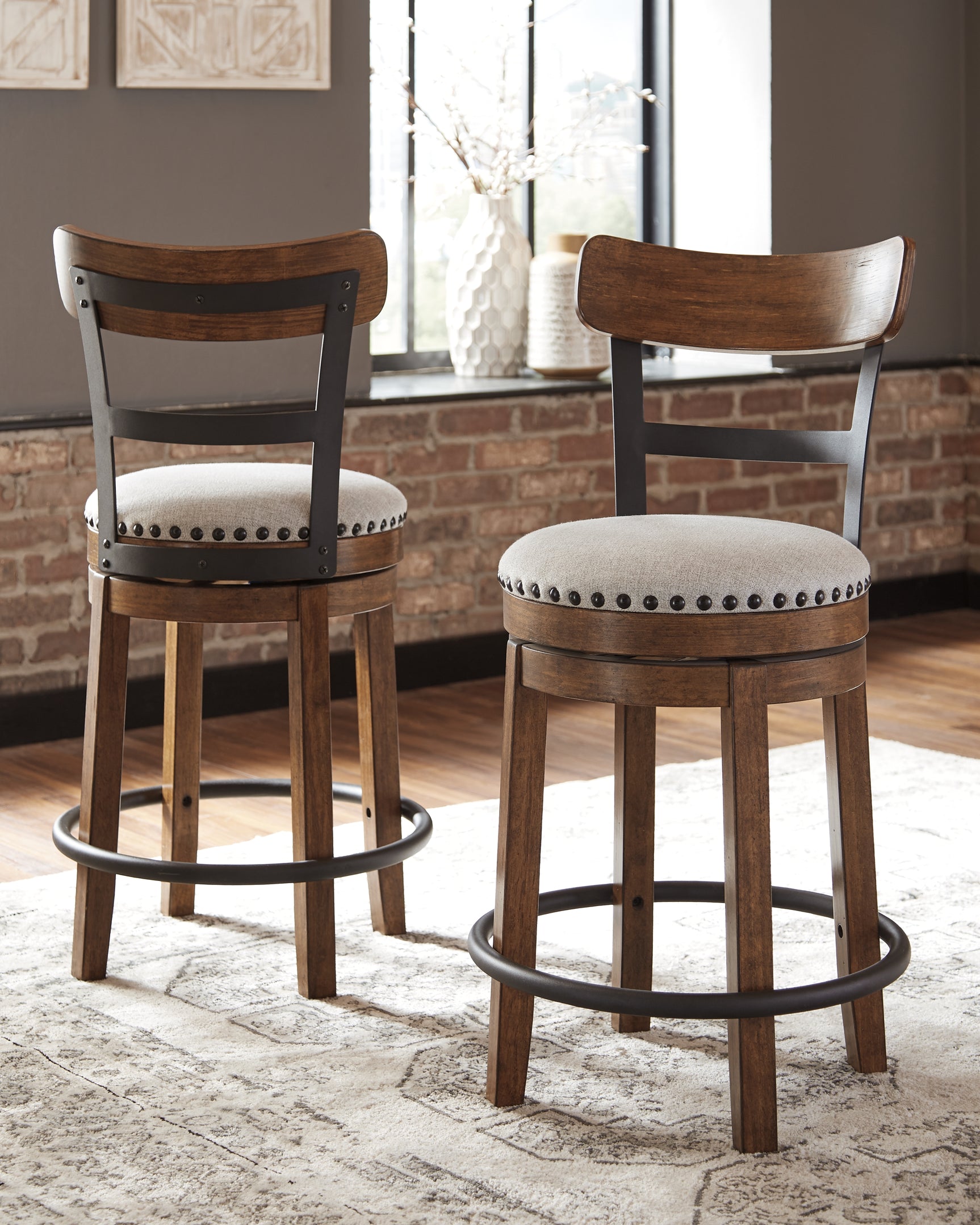 Sam's Furniture - Ashley Furniture - Valebeck Dining Room - UPH Swivel Barstool (1/CN) / Brown - D546-424