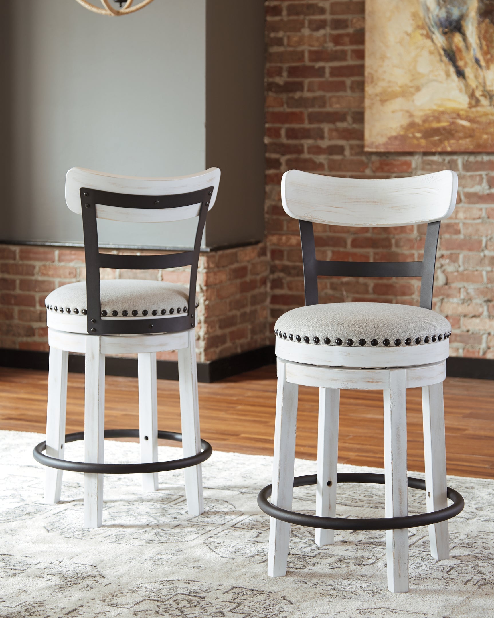 Sam's Furniture - Ashley Furniture - Valebeck Dining Room - UPH Swivel Barstool (1/CN) / White - D546-524