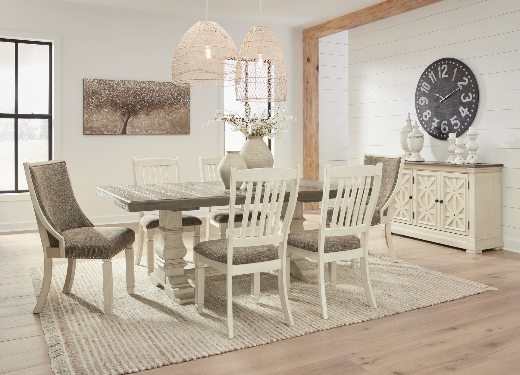 Sam's Furniture - Ashley Furniture - Bolanburg Dining Room - Extension Dining Table / Antique White - D647D17
