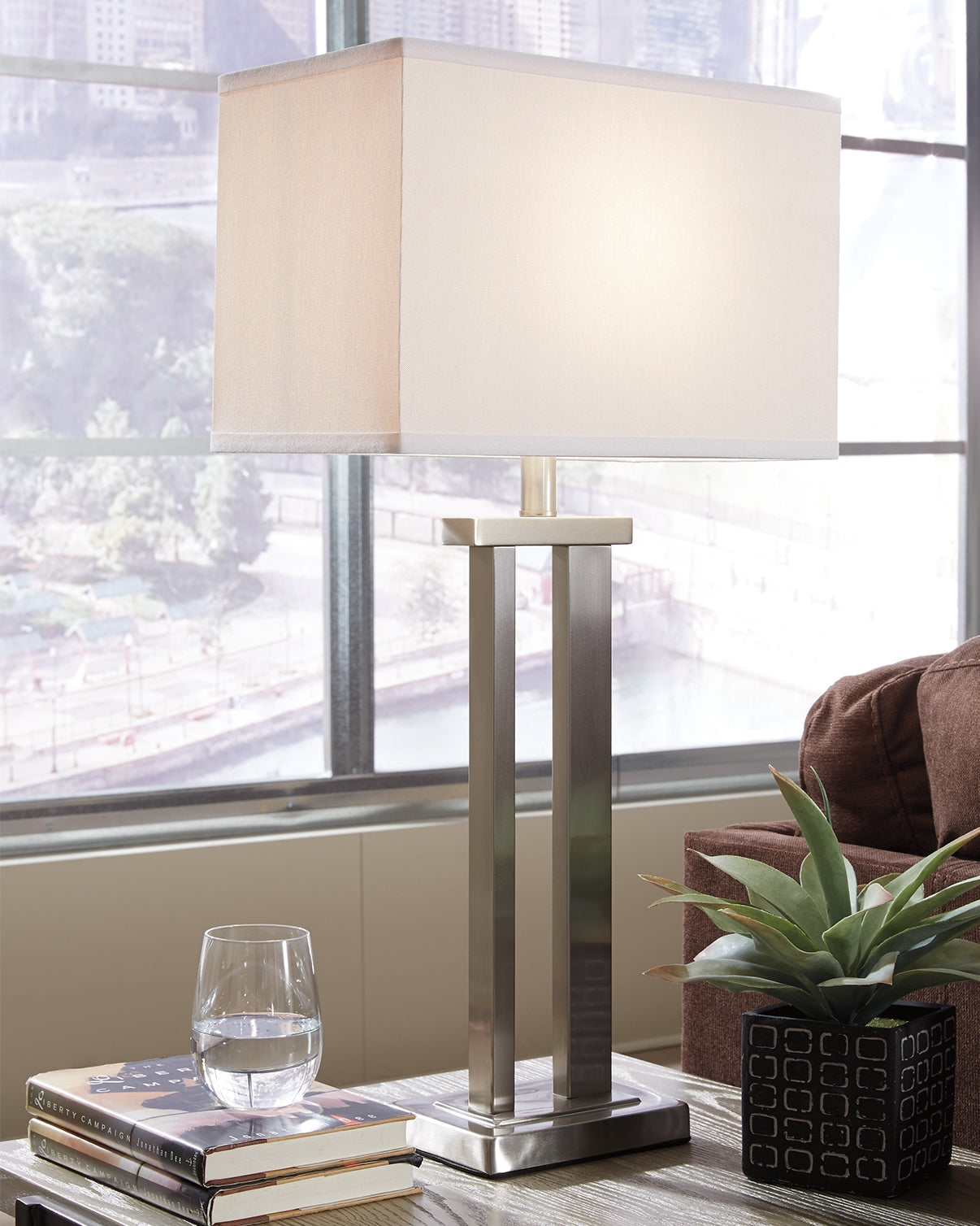 Sam's Furniture - Ashley Furniture - Aniela Lighting - Metal Table Lamp (Set of 2) / Bronze Finish - L204074