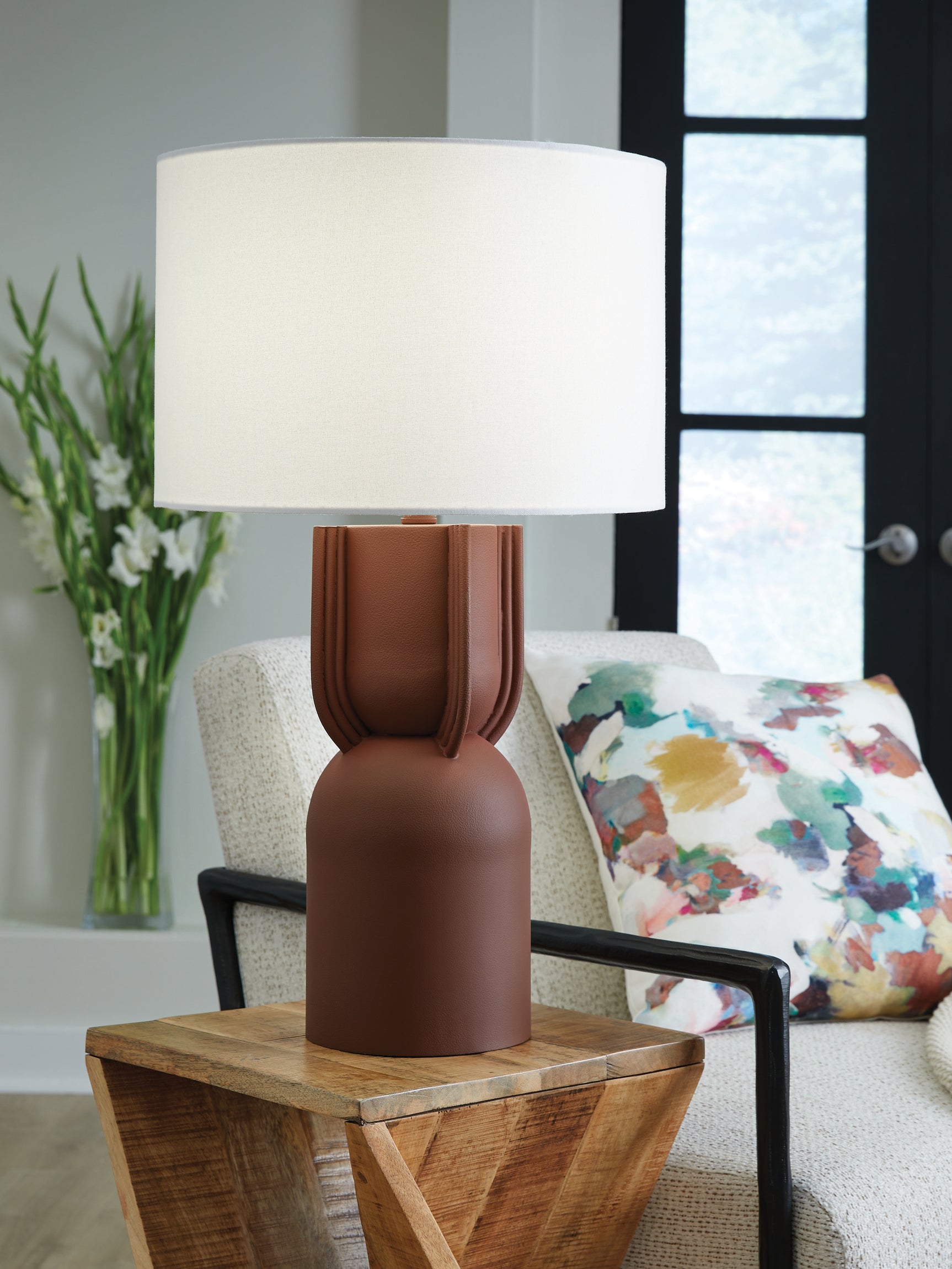 Sam's Furniture - Ashley Furniture - Rowandale Lighting - Metal Table Lamp (1/CN) / Brick Red - L207534