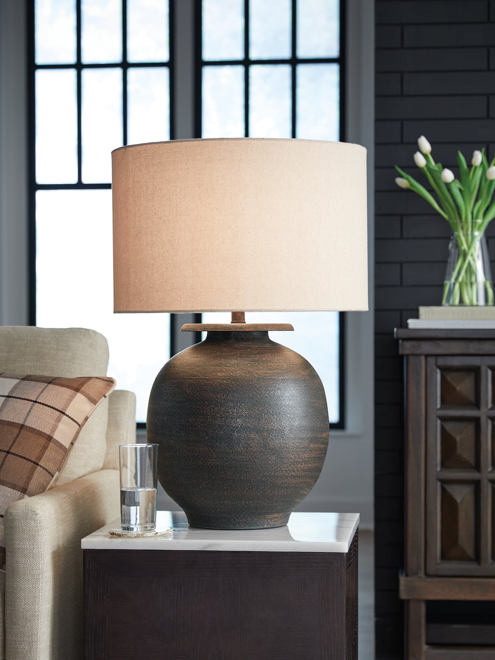 Sam's Furniture - Ashley Furniture - Carlenbury Lighting - Metal Table Lamp (1/CN) / Antique Brown - L207574