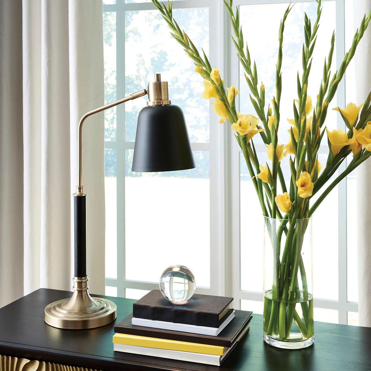 Sam's Furniture - Ashley Furniture - Clairwell Lighting - Metal Desk Lamp (1/CN) - L734422