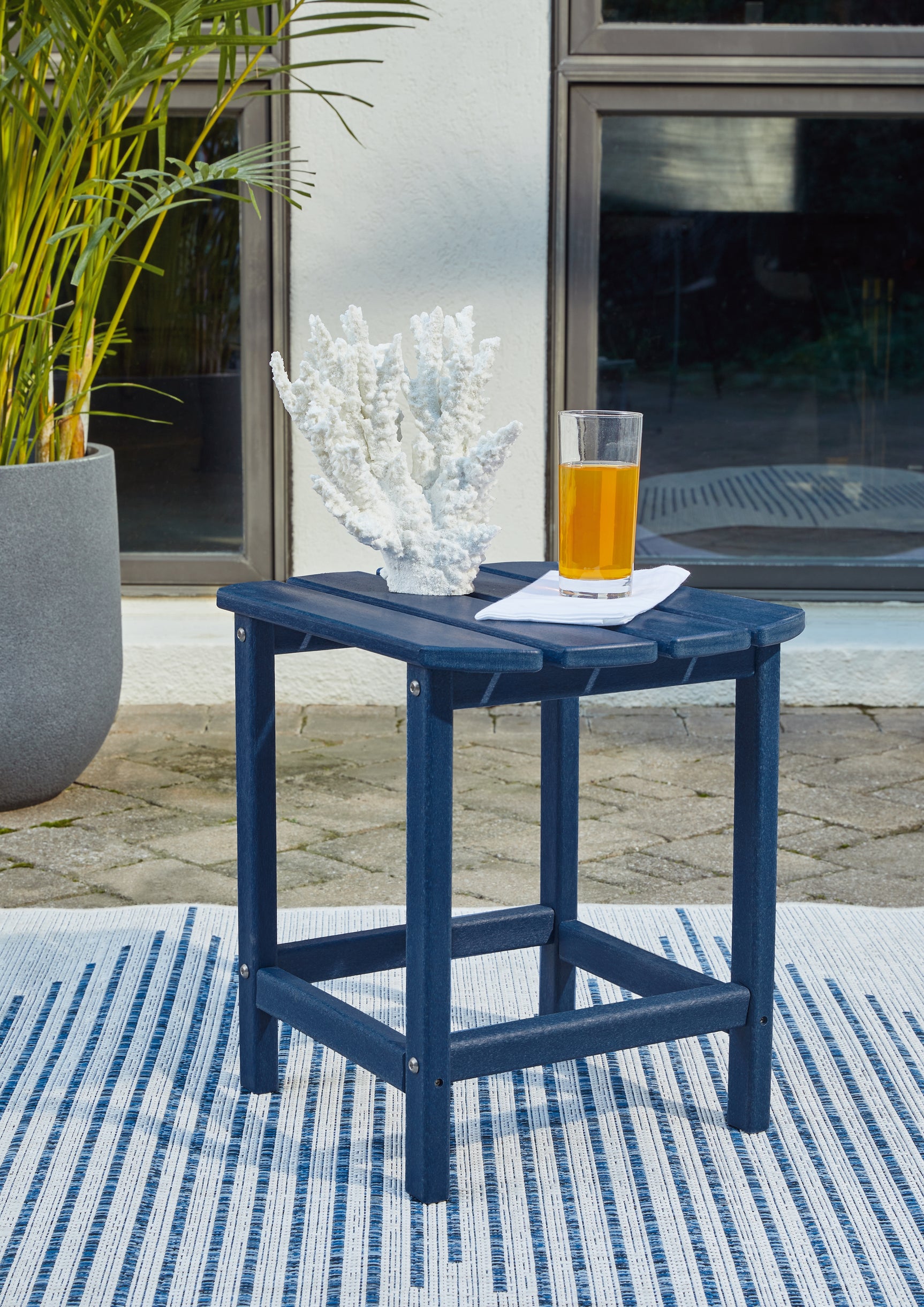 Sam's Furniture - Ashley Furniture - Sundown Treasure Outdoor - End Table / Blue - P009-703