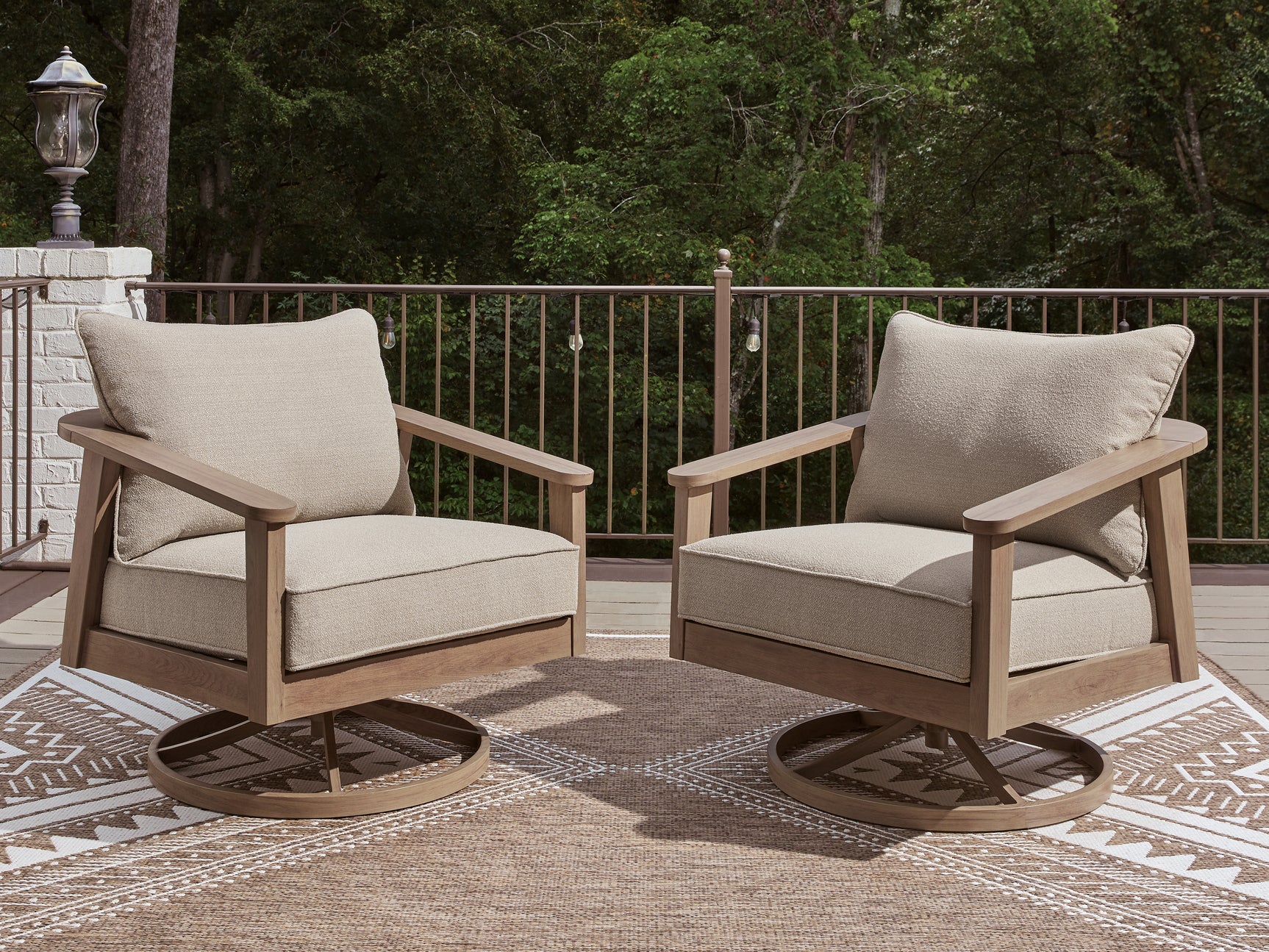 Sam's Furniture - Ashley Furniture - Harmony Headlands Outdoor - Swivel Lounge w/ Cushion / Natural/Gray - PCP428-821