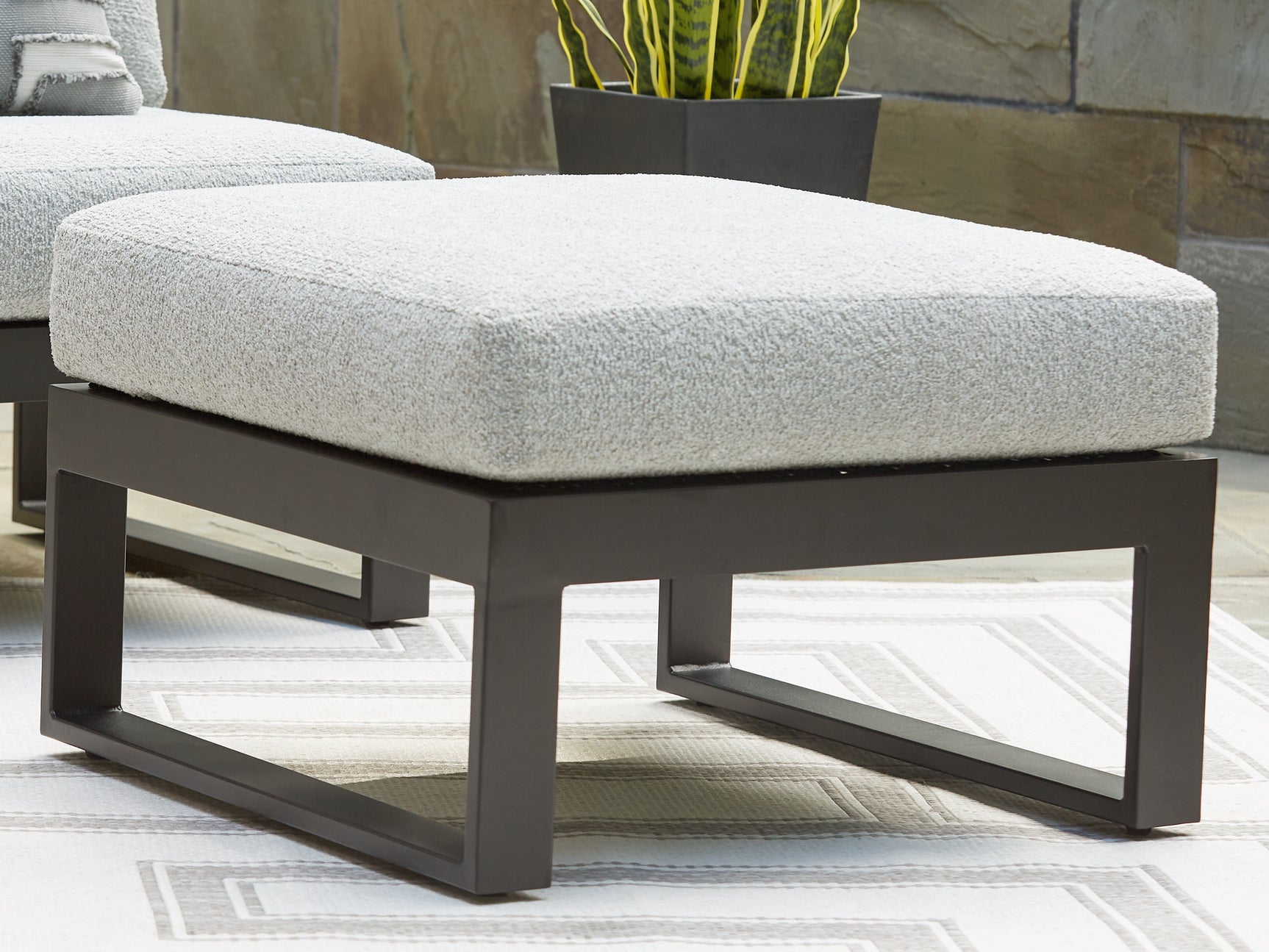 Sam's Furniture - Ashley Furniture - Beachloft Outdoor - Ottoman with Cushion / Black/Gray - P490-814