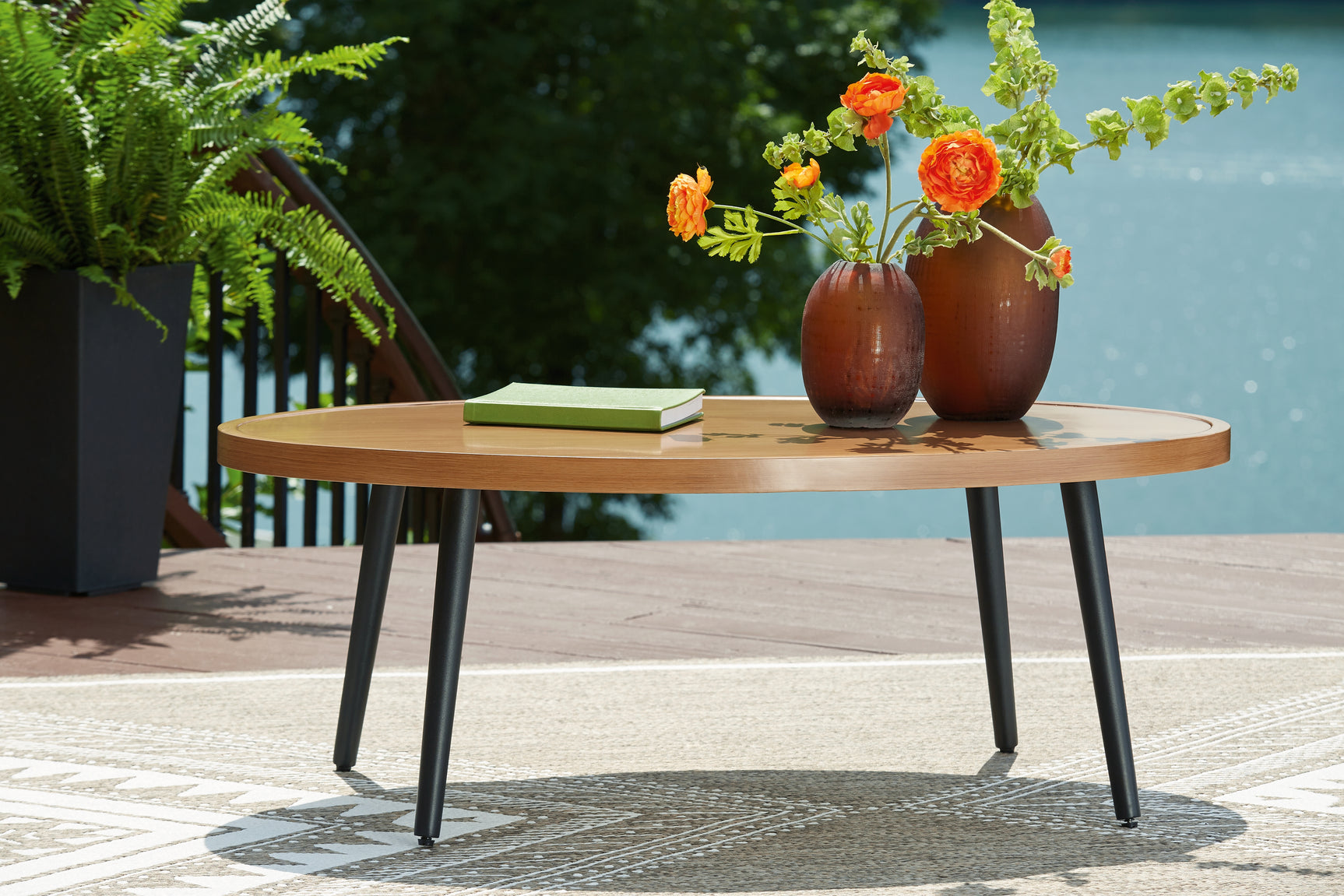 Sam's Furniture - Ashley Furniture - Horizon Hall Outdoor - Cocktail Table / Two-tone Brown - P572-701