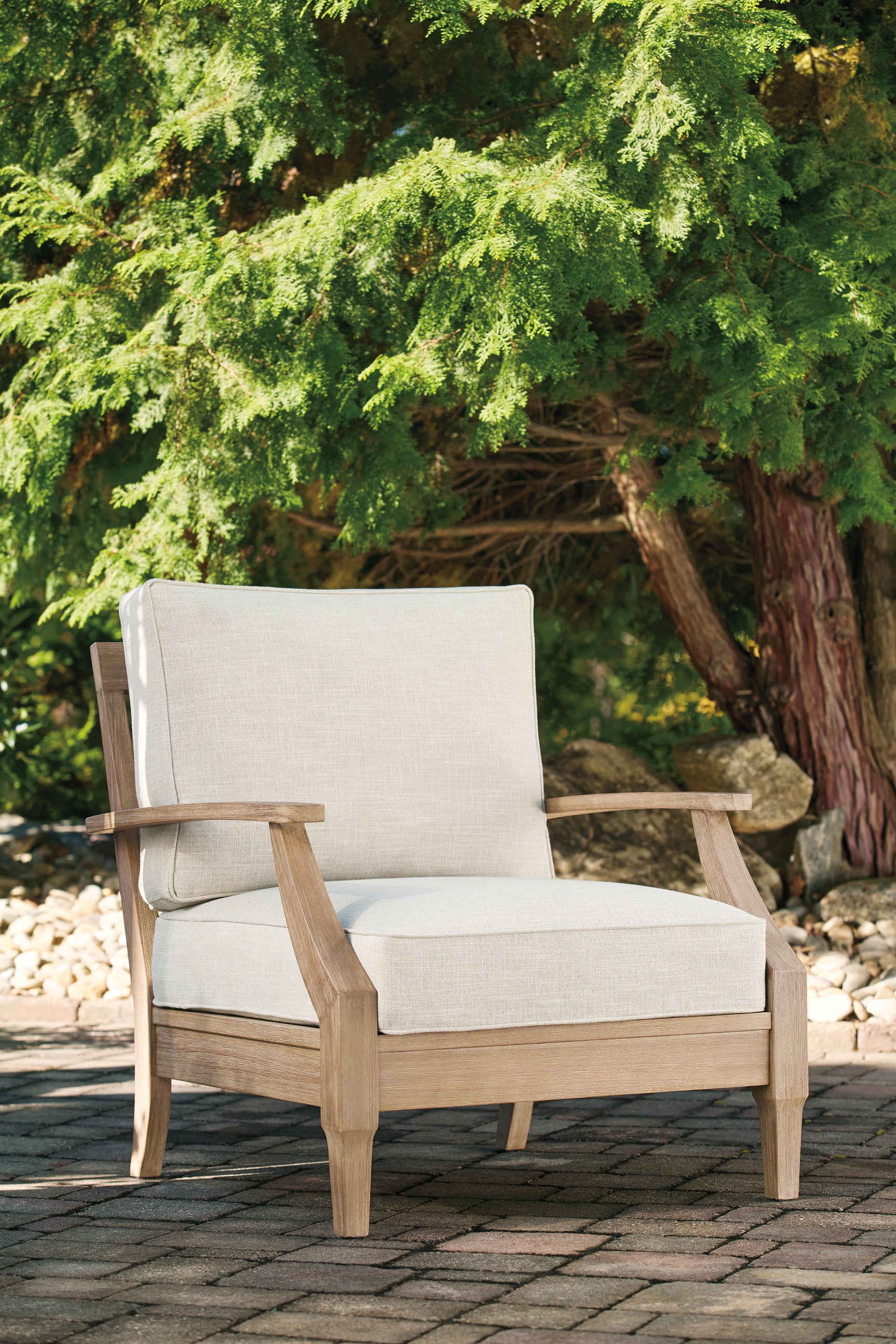 Sam's Furniture - Ashley Furniture - Carter Hall Outdoor - Lounge Chair w/Cushion (1/CN) / Beige - P601-820