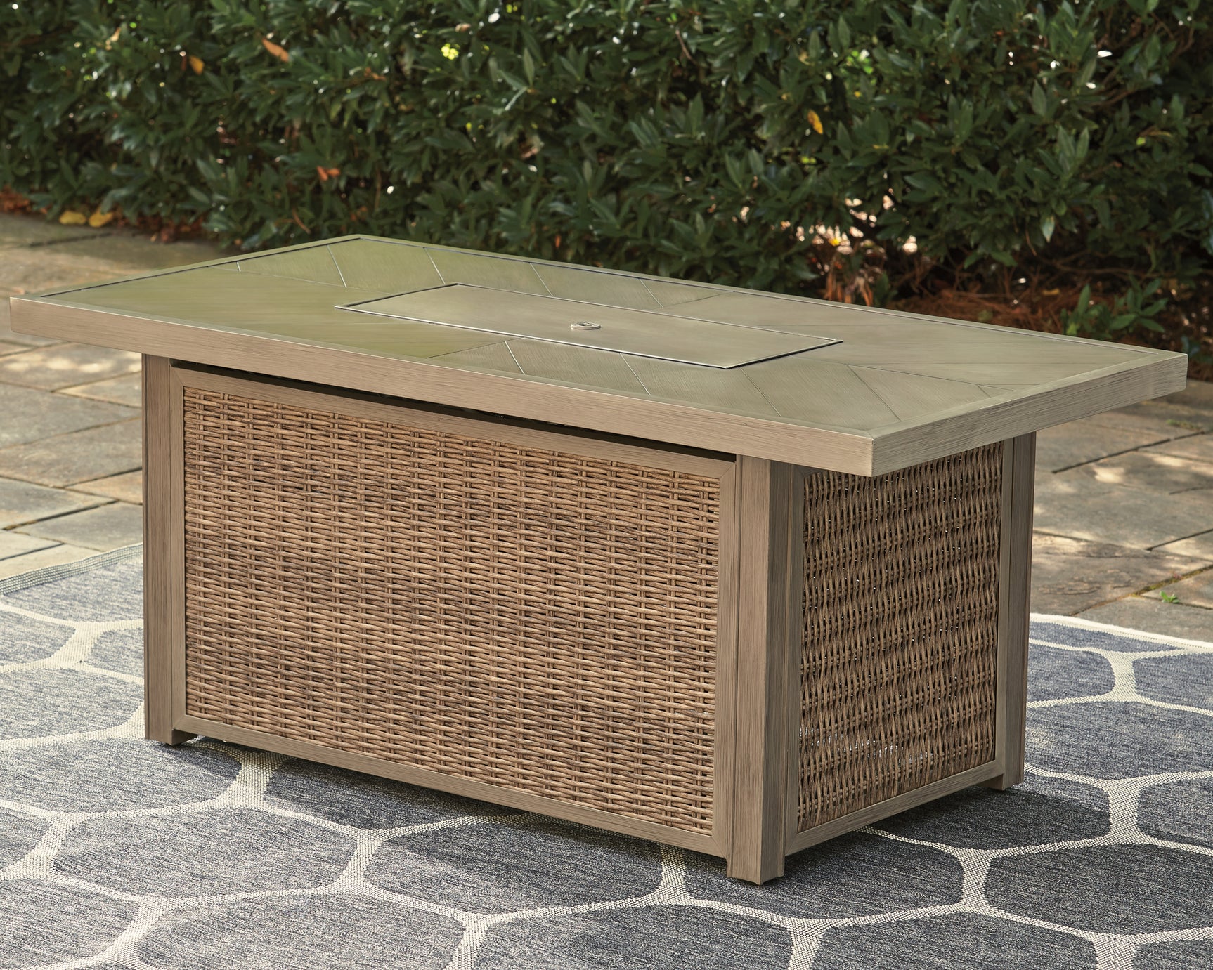 Sam's Furniture - Ashley Furniture - Beachcroft Outdoor - Rectangular Fire Pit Table / Beige - P791-773