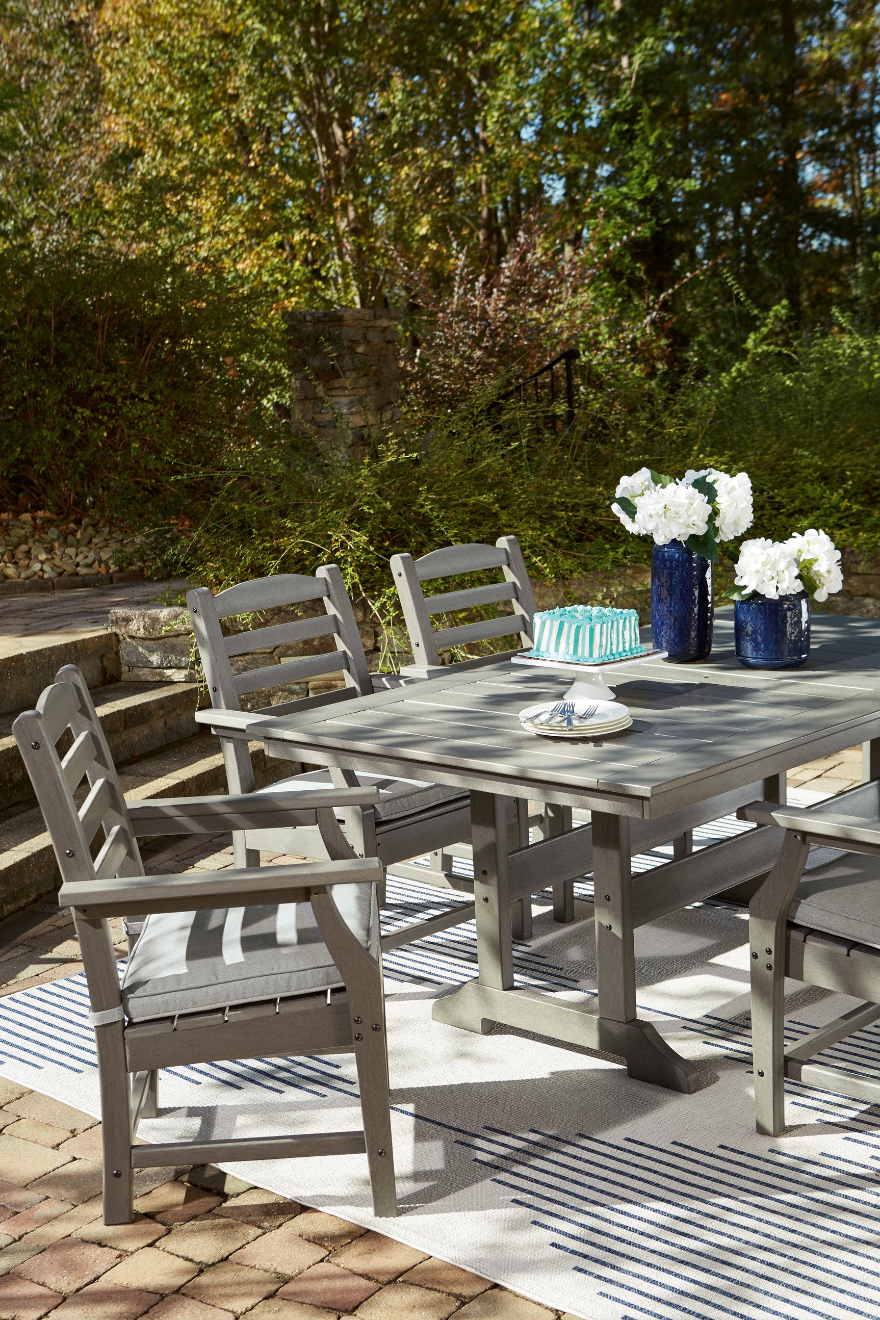 Sam's Furniture - Ashley Furniture - Visola Outdoor - RECT Dining Table w/UMB OPT / Gray - P802-625