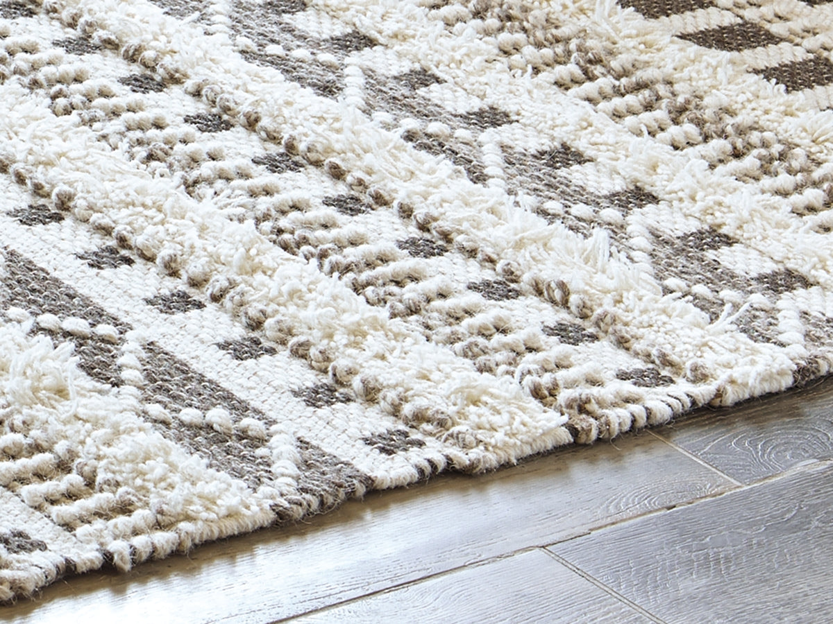 Sam's Furniture - Ashley Furniture - Karalee Rug - 5' x 7' Rug / Ivory/Brown - R404442