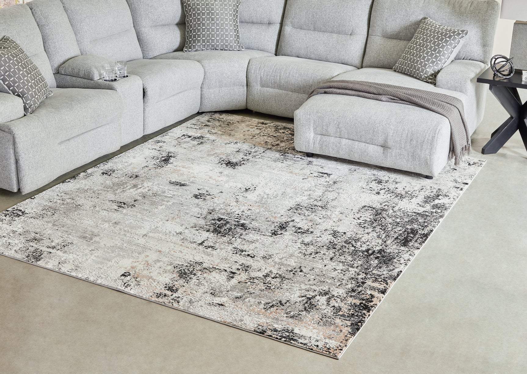 Sam's Furniture - Ashley Furniture - Langwell Rug - 8' x 10' Rug / Black/Gray/White - R406781