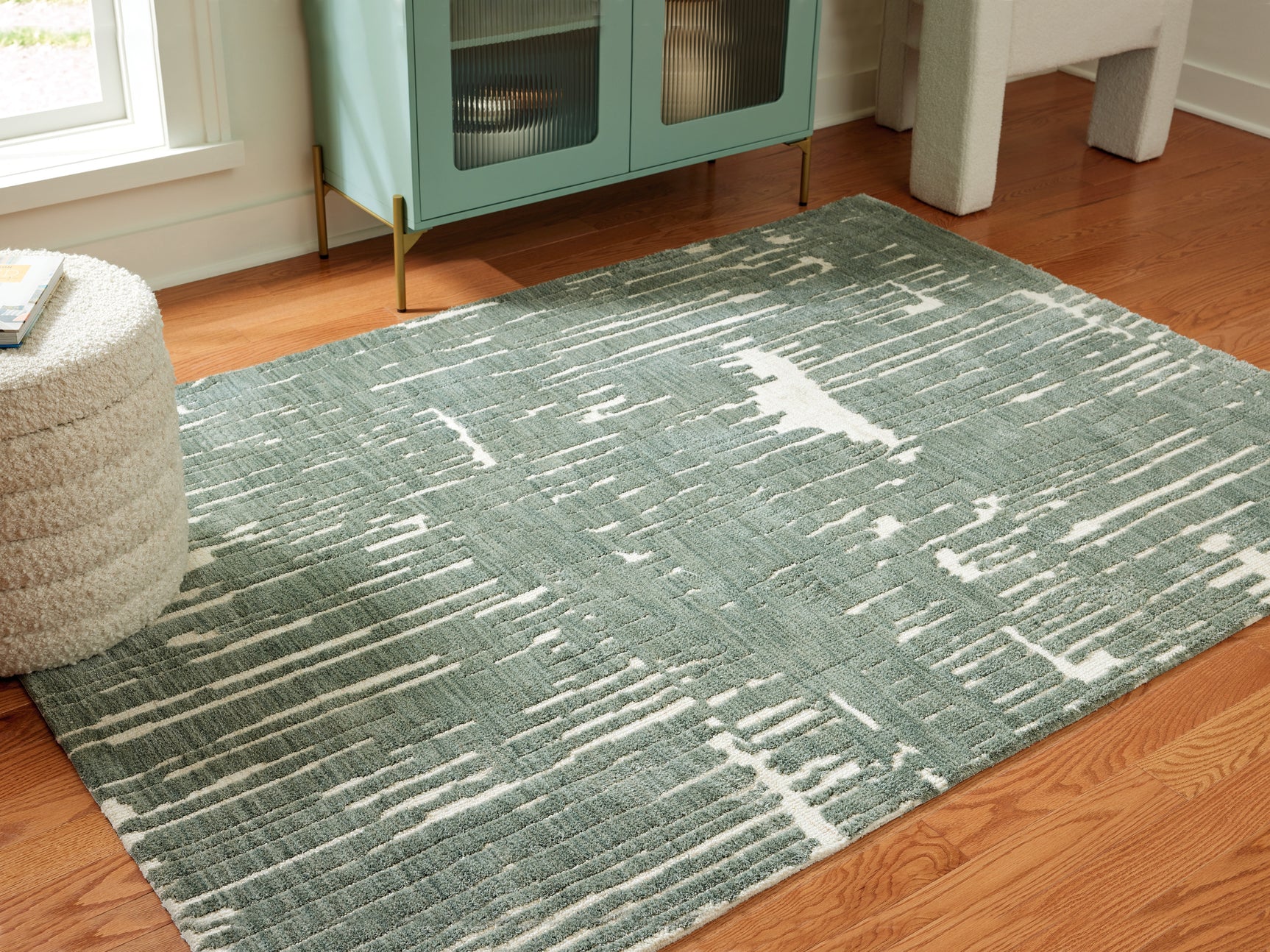 Sam's Furniture - Ashley Furniture - Cayworth Rug - 8' x 10' Rug / Teal/White - R407091