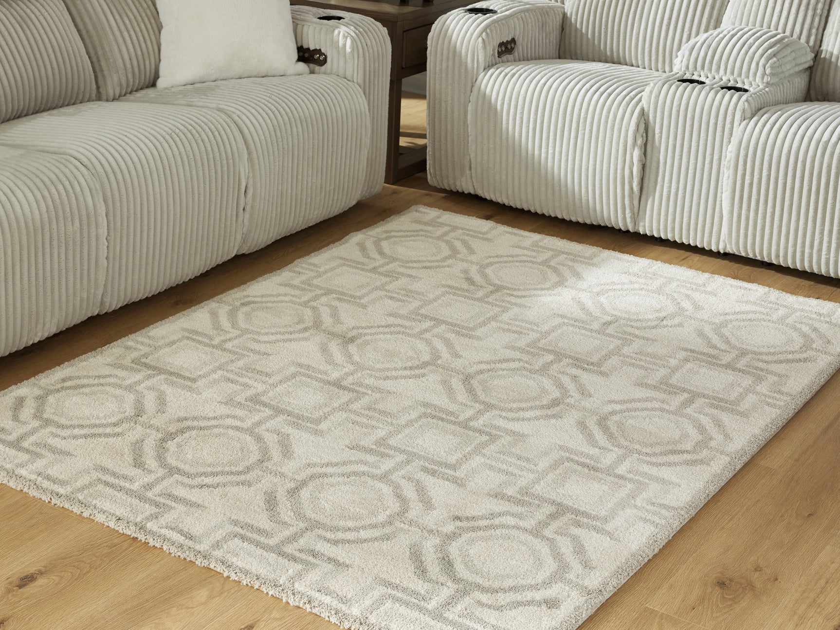 Sam's Furniture - Ashley Furniture - Maconville Rug - Medium Rug / Ivory/Gray - R407322