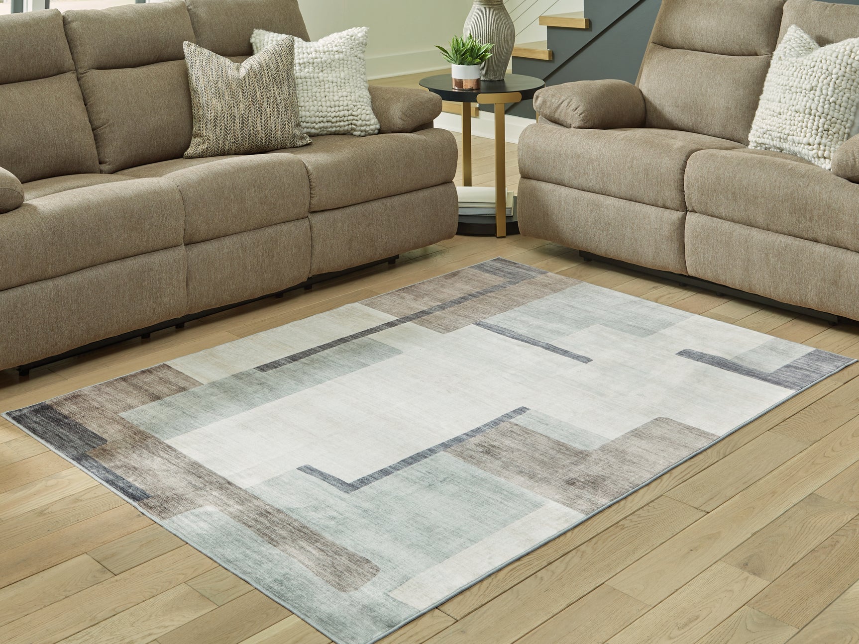 Sam's Furniture - Ashley Furniture - Larkport Rug - Washable 5' x 7' Area Rug / Cream/Brown/Gray - R407412