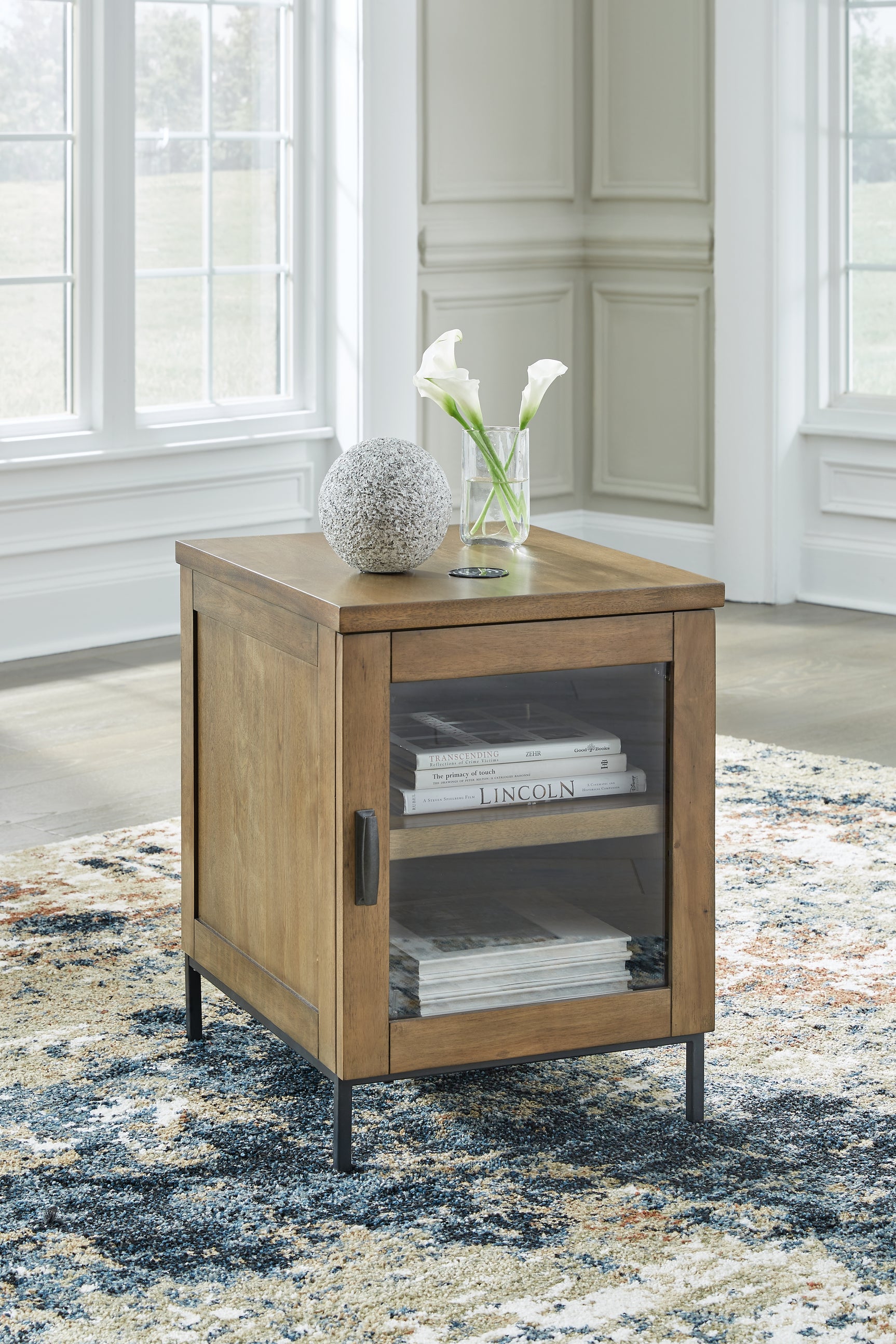 Sam's Furniture - Ashley Furniture - Torlanta Chairside End Table - Chair Side End Table / Brown - T686-7