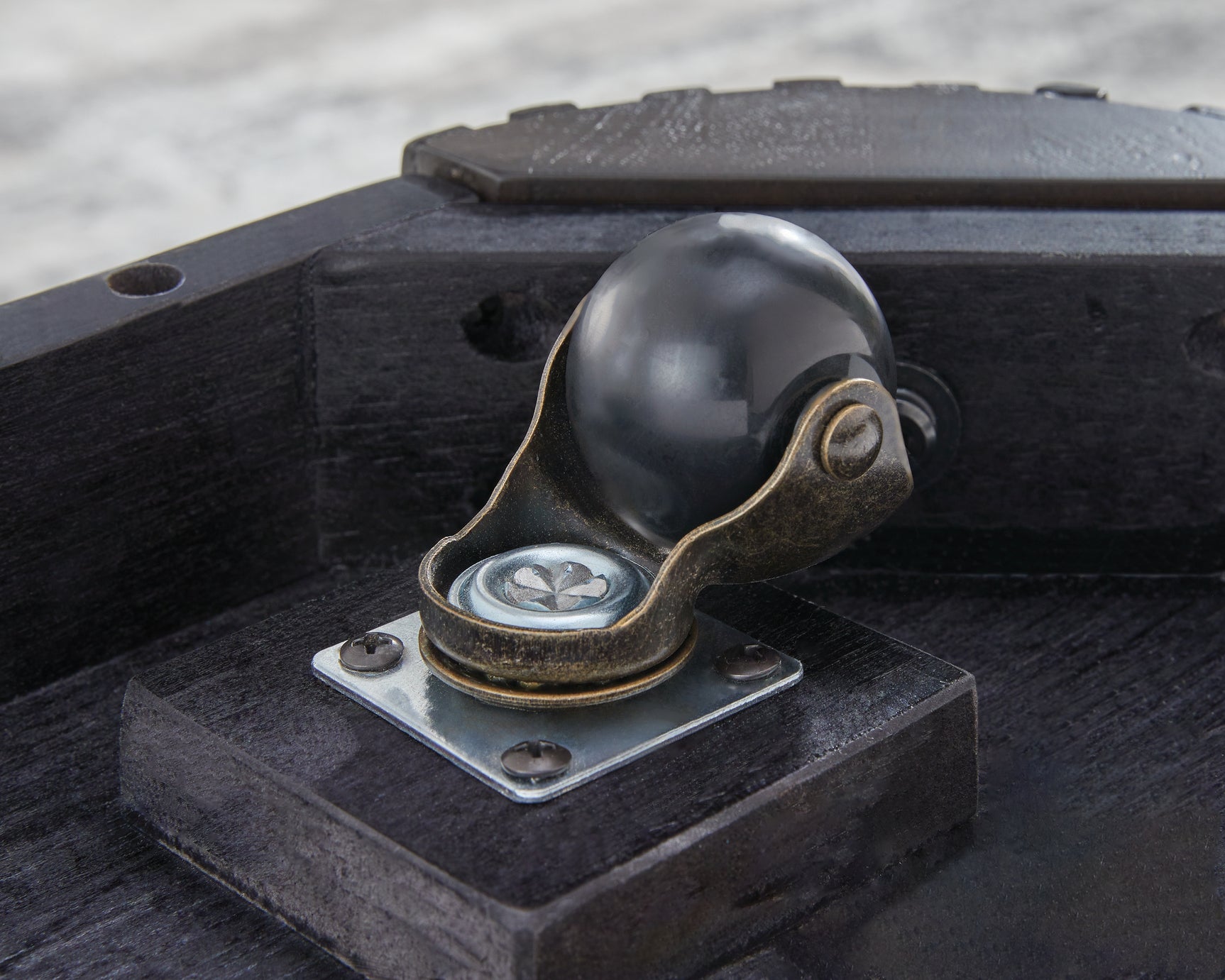 Carlibrie Lift-Top Coffee Table