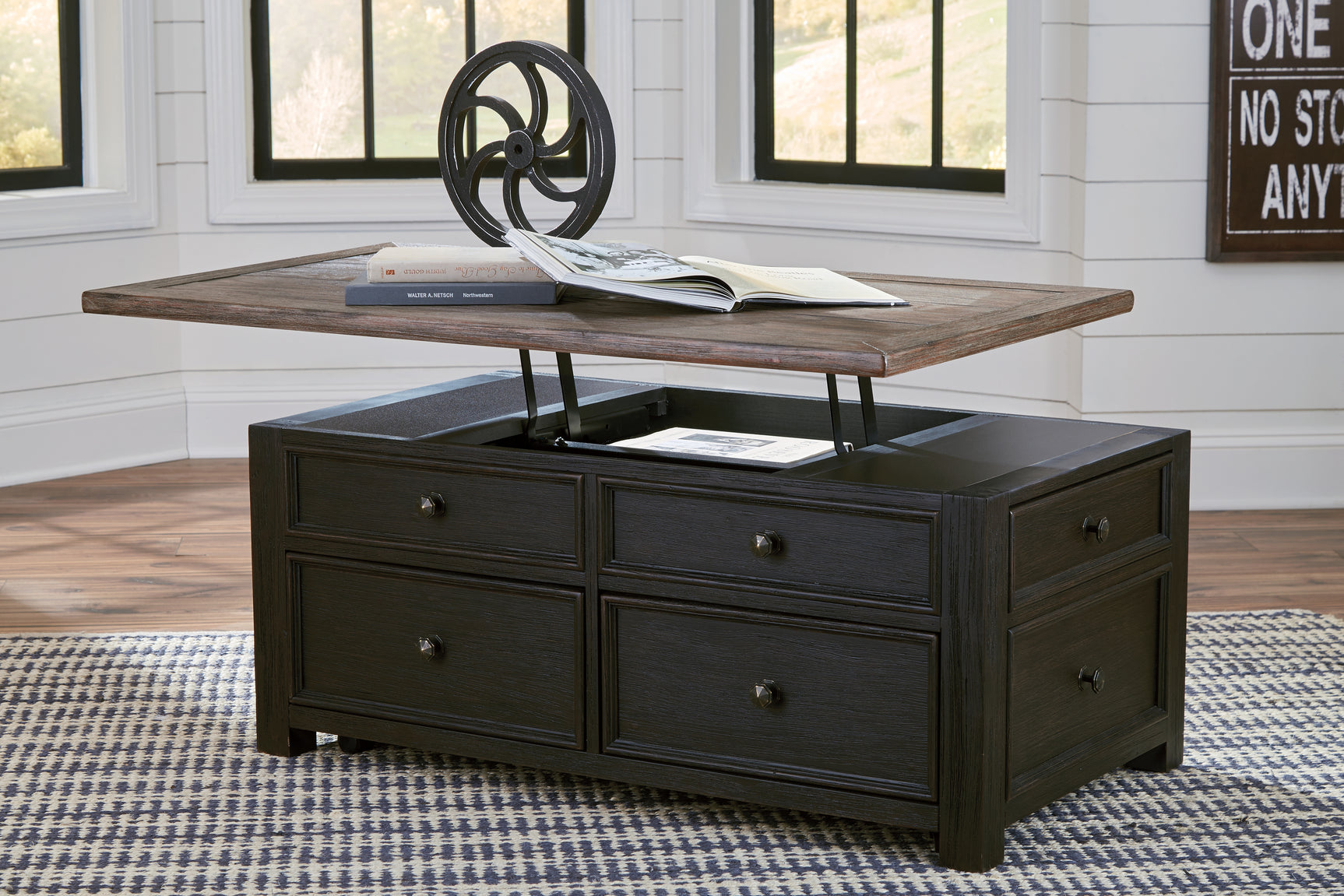 Sam's Furniture - Ashley Furniture - Tyler Creek Coffee Table with Lift Top - Lift Top Cocktail Table / Grayish Brown/Black - T736-20