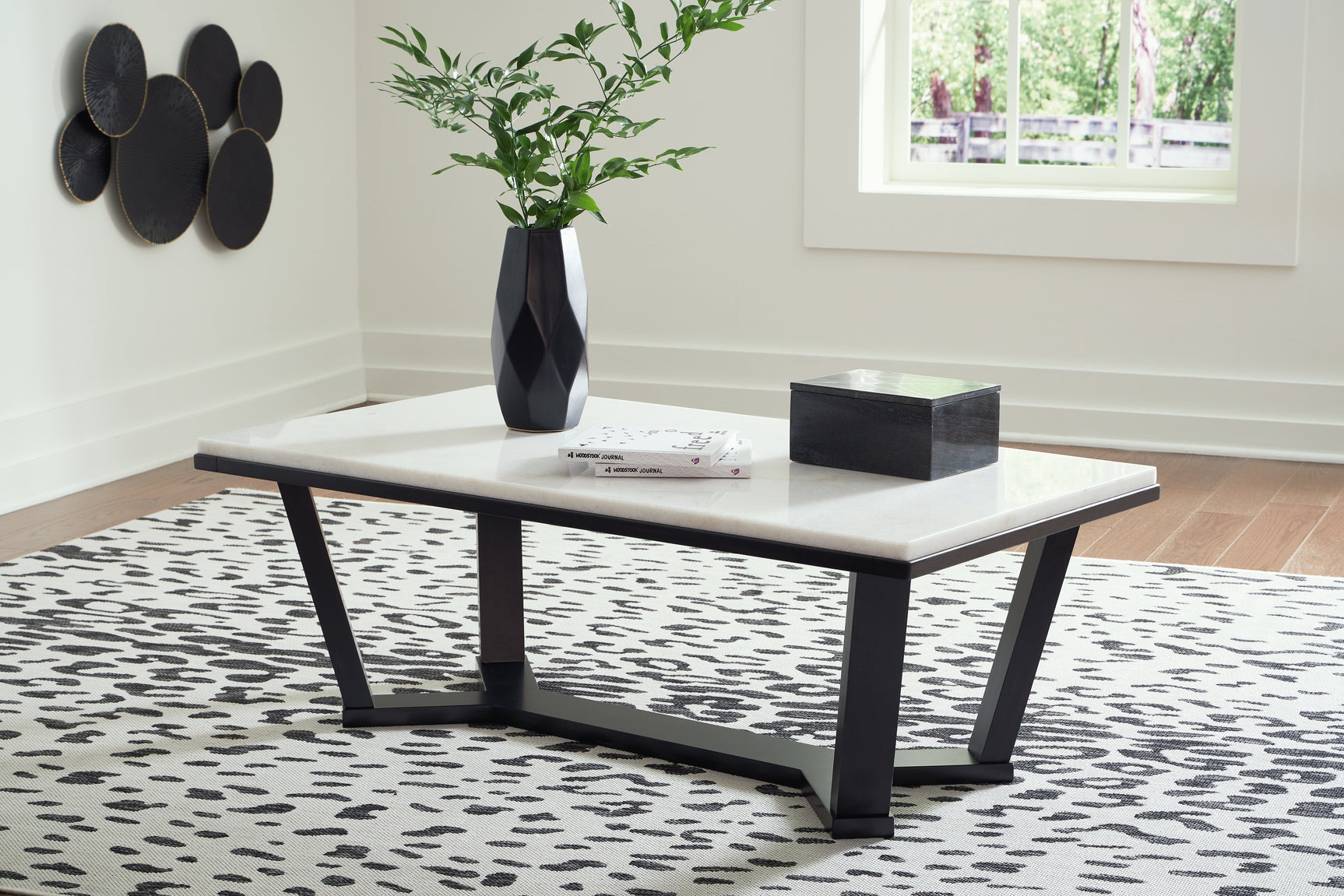 Sam's Furniture - Ashley Furniture - Fostead Coffee Table - Rectangular Cocktail Table / White/Espresso - T770-1