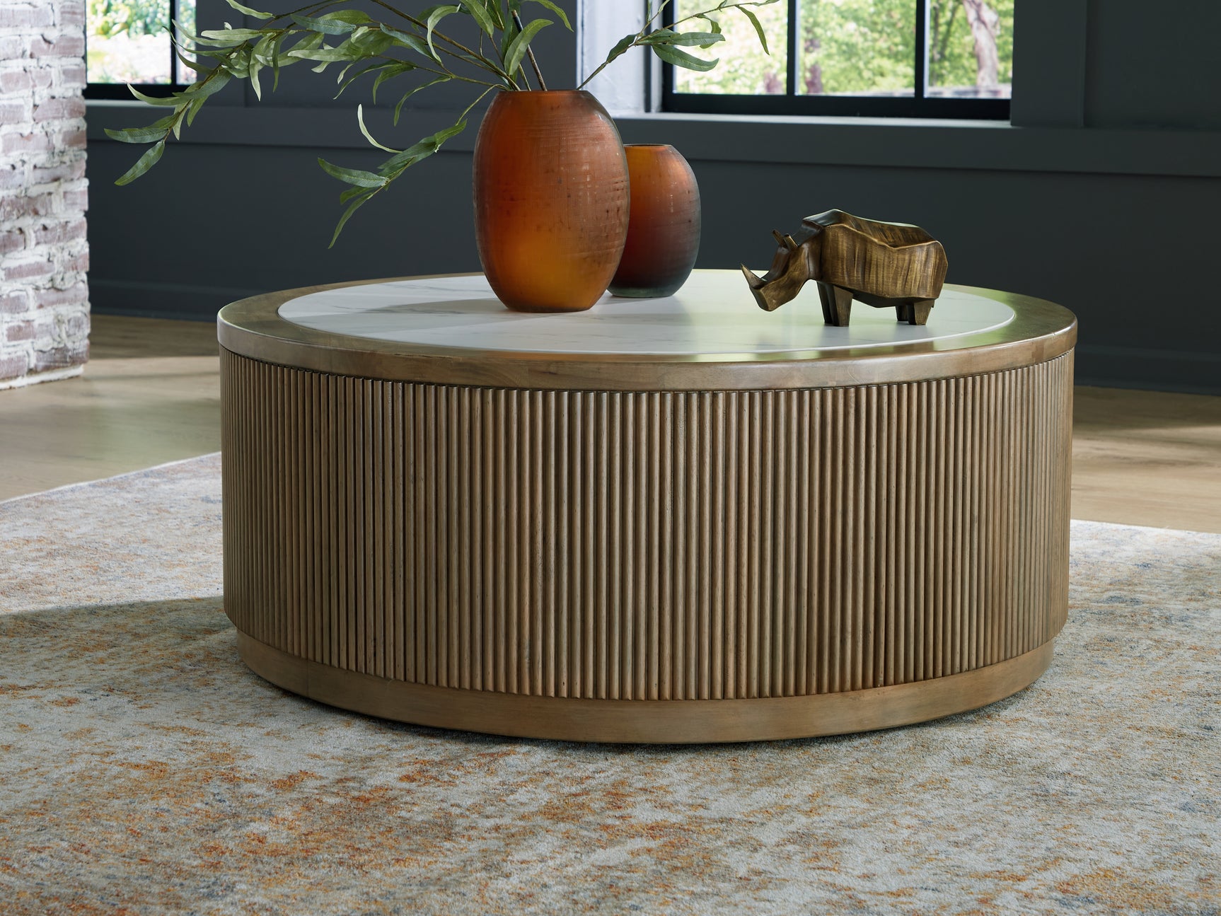 Sam's Furniture - Ashley Furniture - Camdill Coffee Table - Round Cocktail Table / Light Brown/White - T808-8