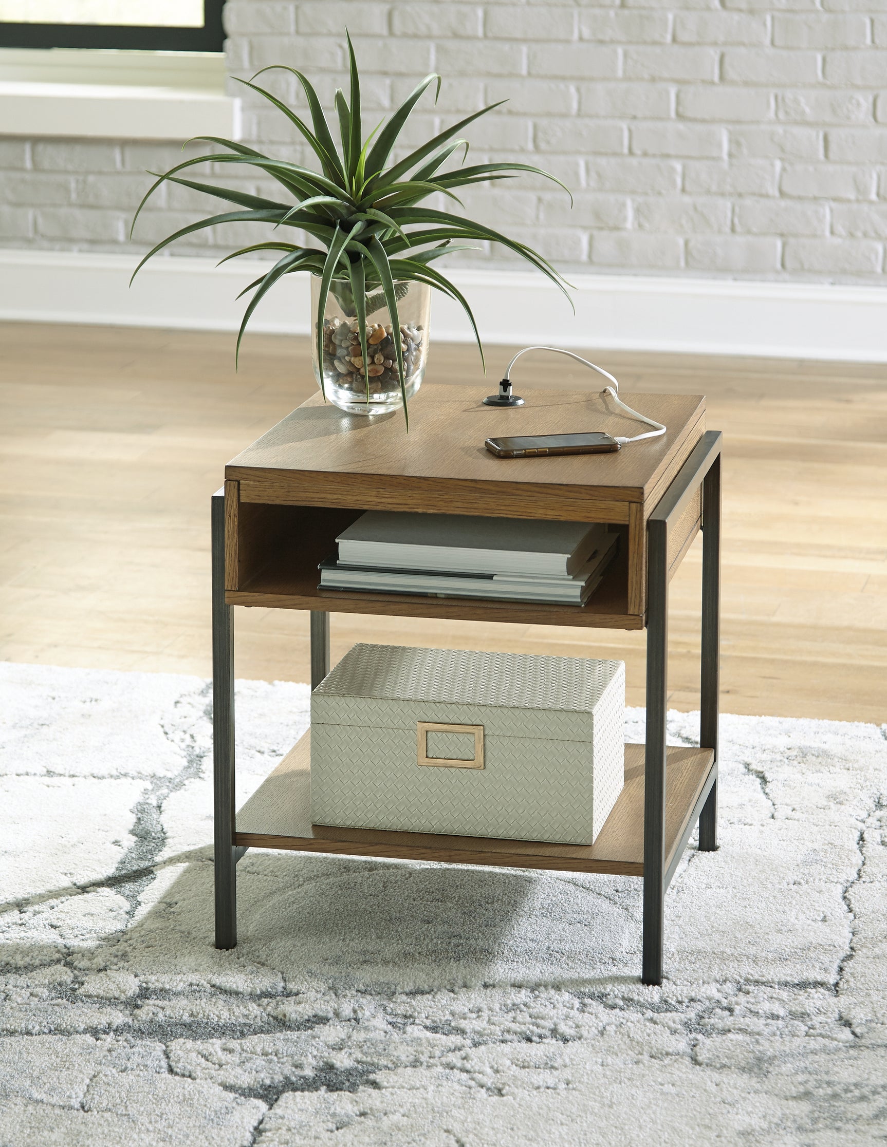 Sam's Furniture - Ashley Furniture - Fridley End Table - Rectangular End Table / Brown/Black - T964-3