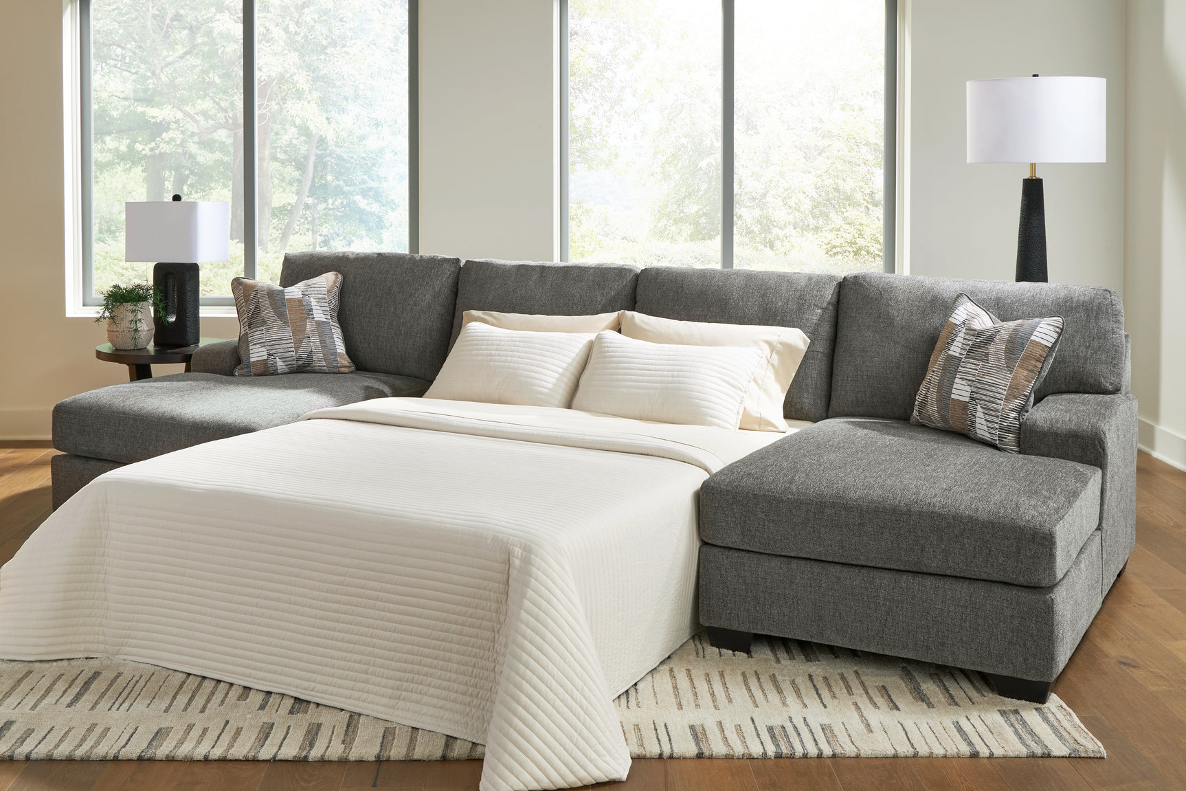 Revenna Sectional