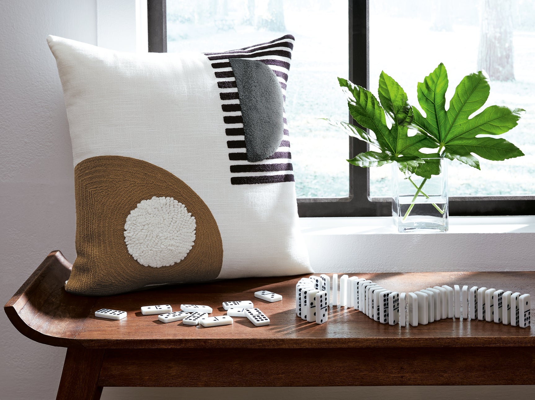 Sam's Furniture - Ashley Furniture - Longsum Pillows - Pillow / Black/White/Honey - A1000927P