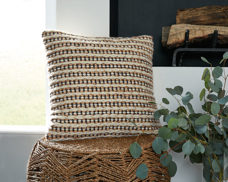 Sam's Furniture - Ashley Furniture - Nealington Pillows - Pillow / Brown/Black/White - A1000929P