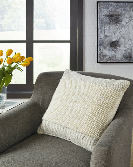 Sam's Furniture - Ashley Furniture - Rowcher Pillows - Pillow / Gray/White - A1001004P