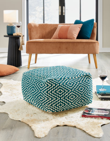 Sam's Furniture - Ashley Furniture - Brynnsen Pouf - Pouf / Teal/Ivory - A1001055