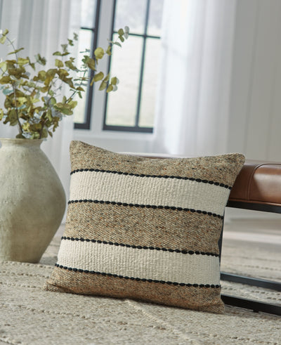 Rueford Pillows